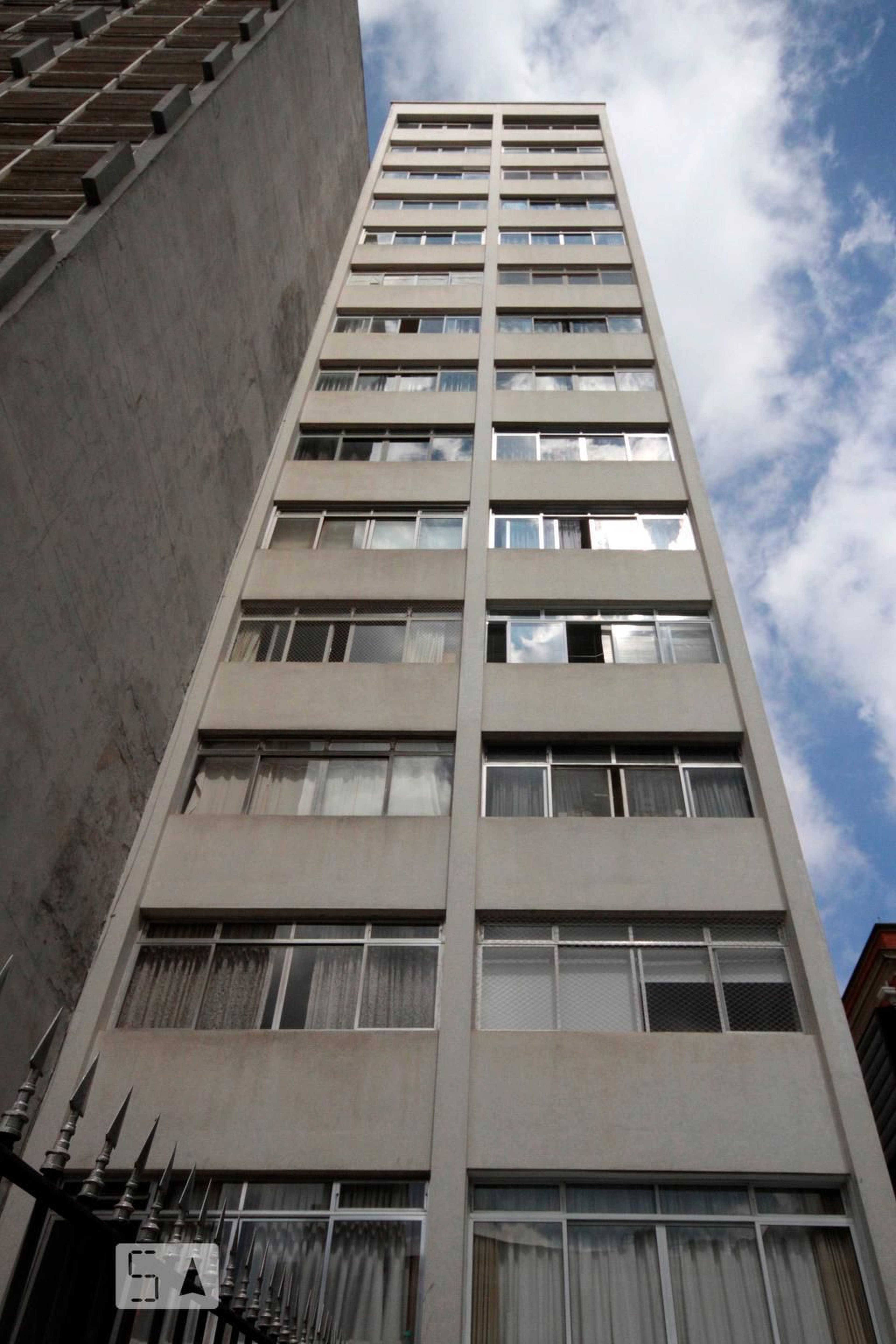 Fachada Condomínio em Rua Manoel de Carvalho, 478
