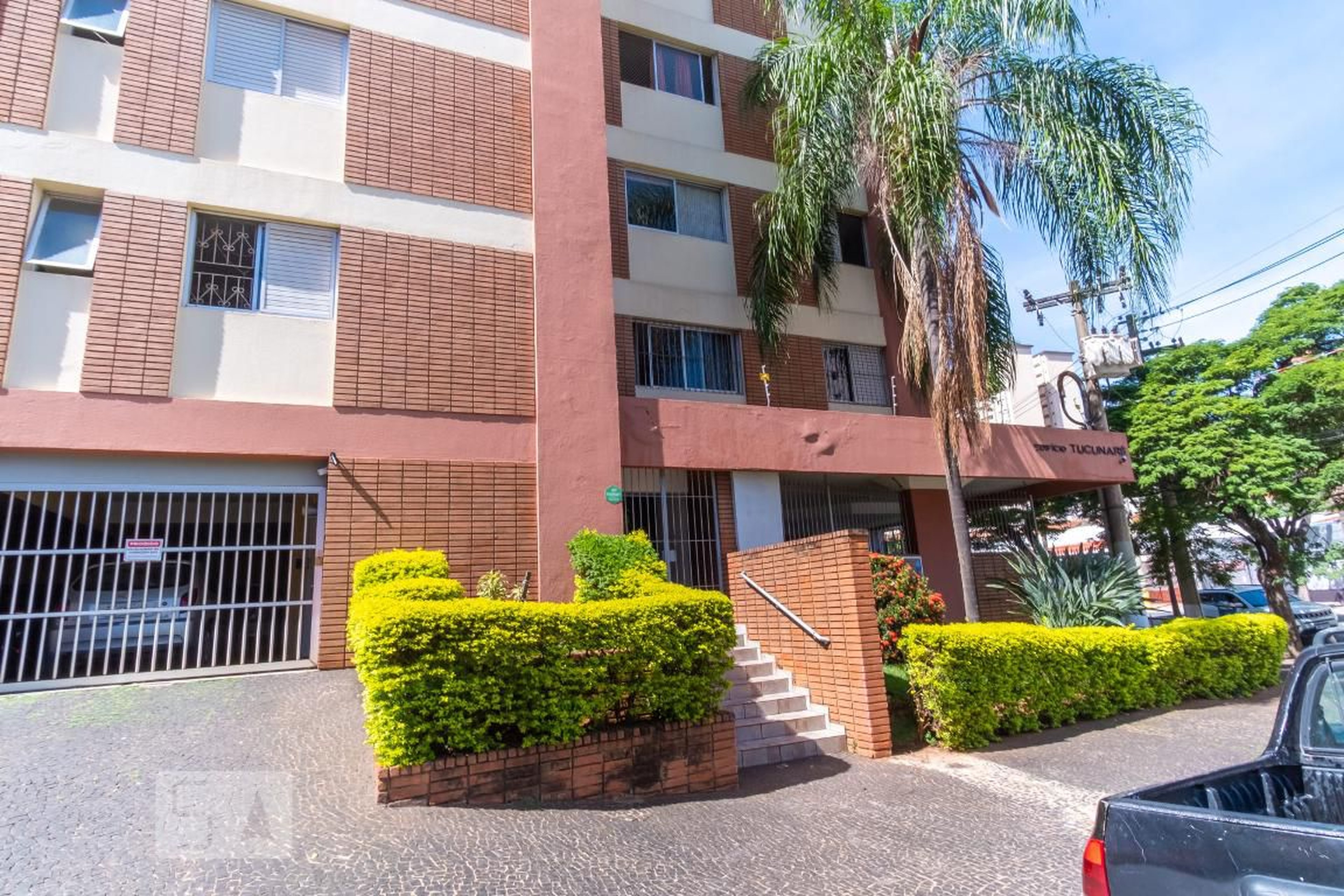 Fachada do prédio Condomínio Tucunare