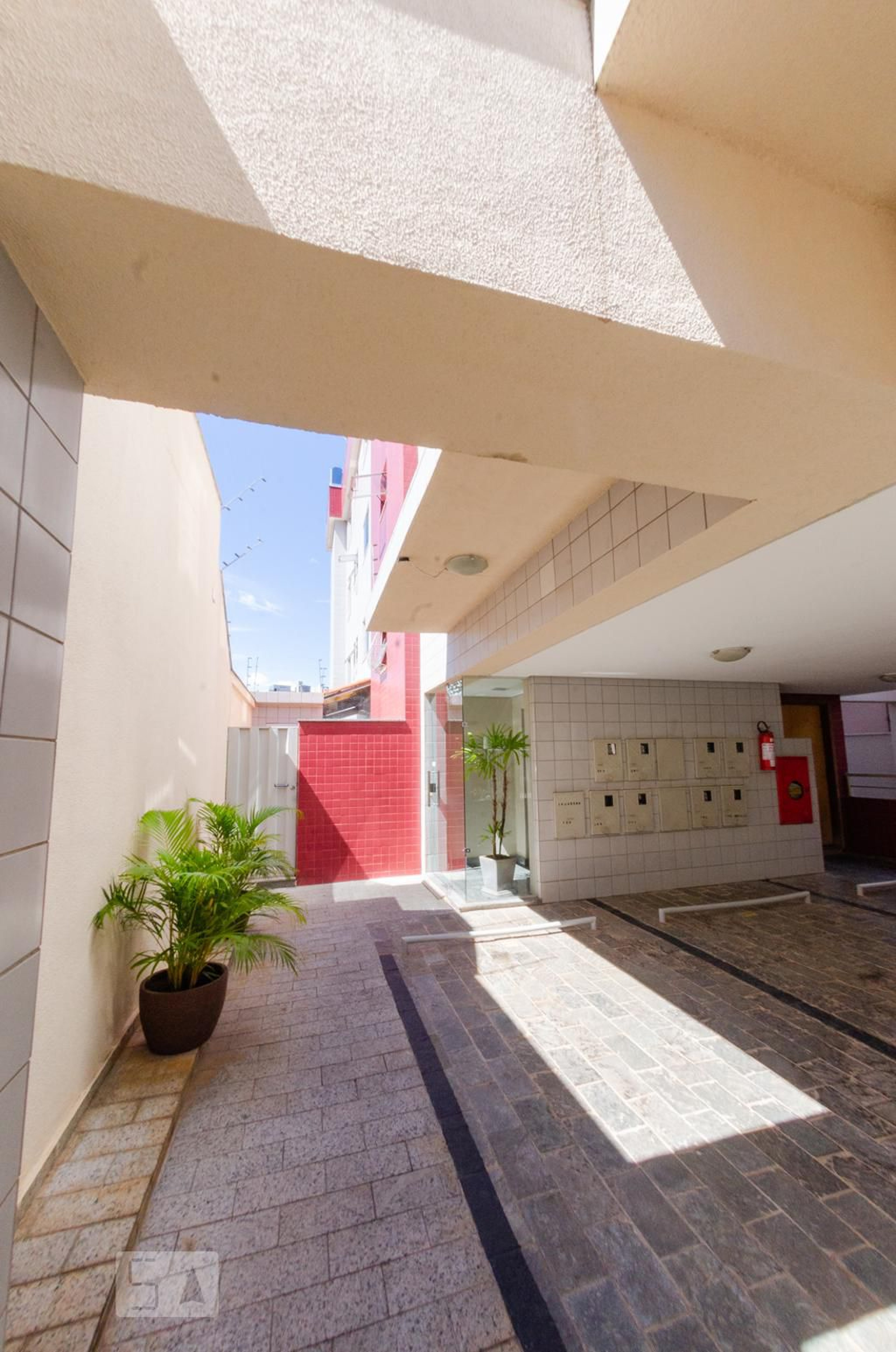 Entrada - Edifício Emanuel