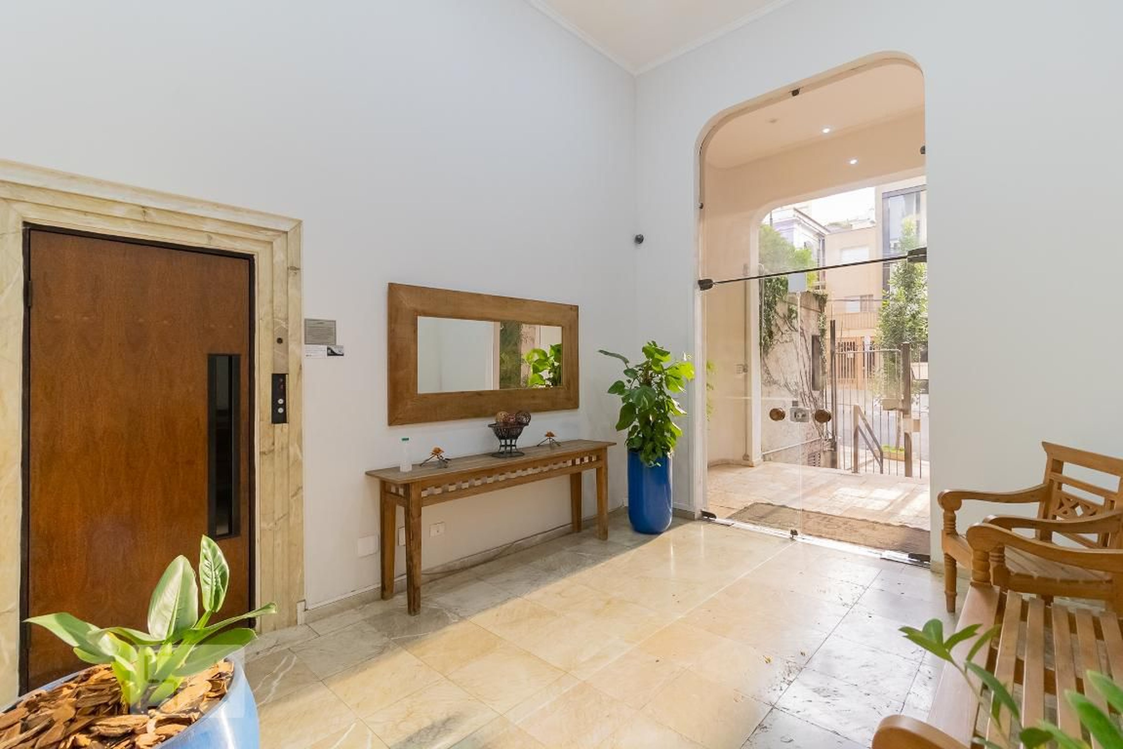 Hall de entrada - Vila dos Eucaliptos