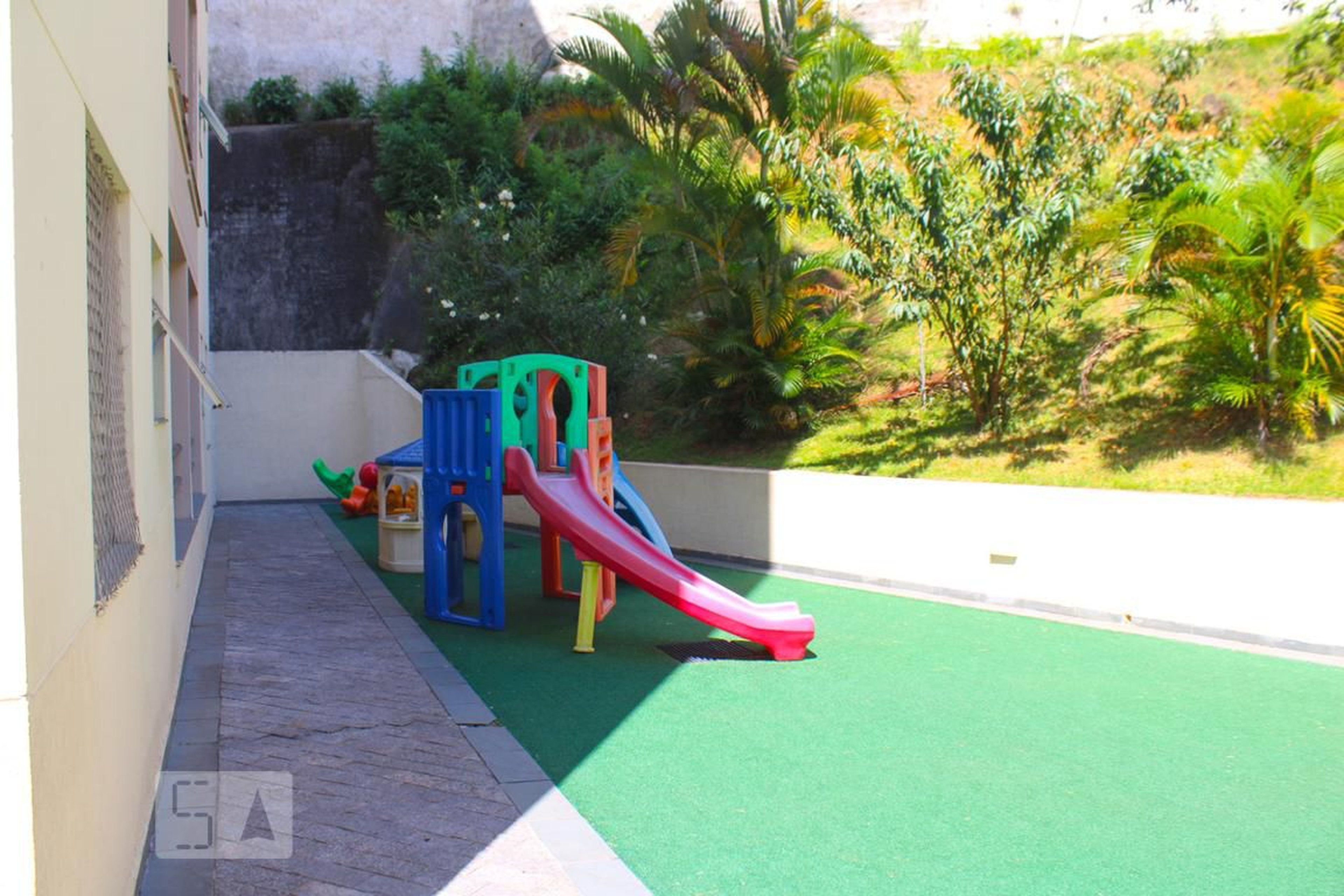 Playground - Edificio de Paula