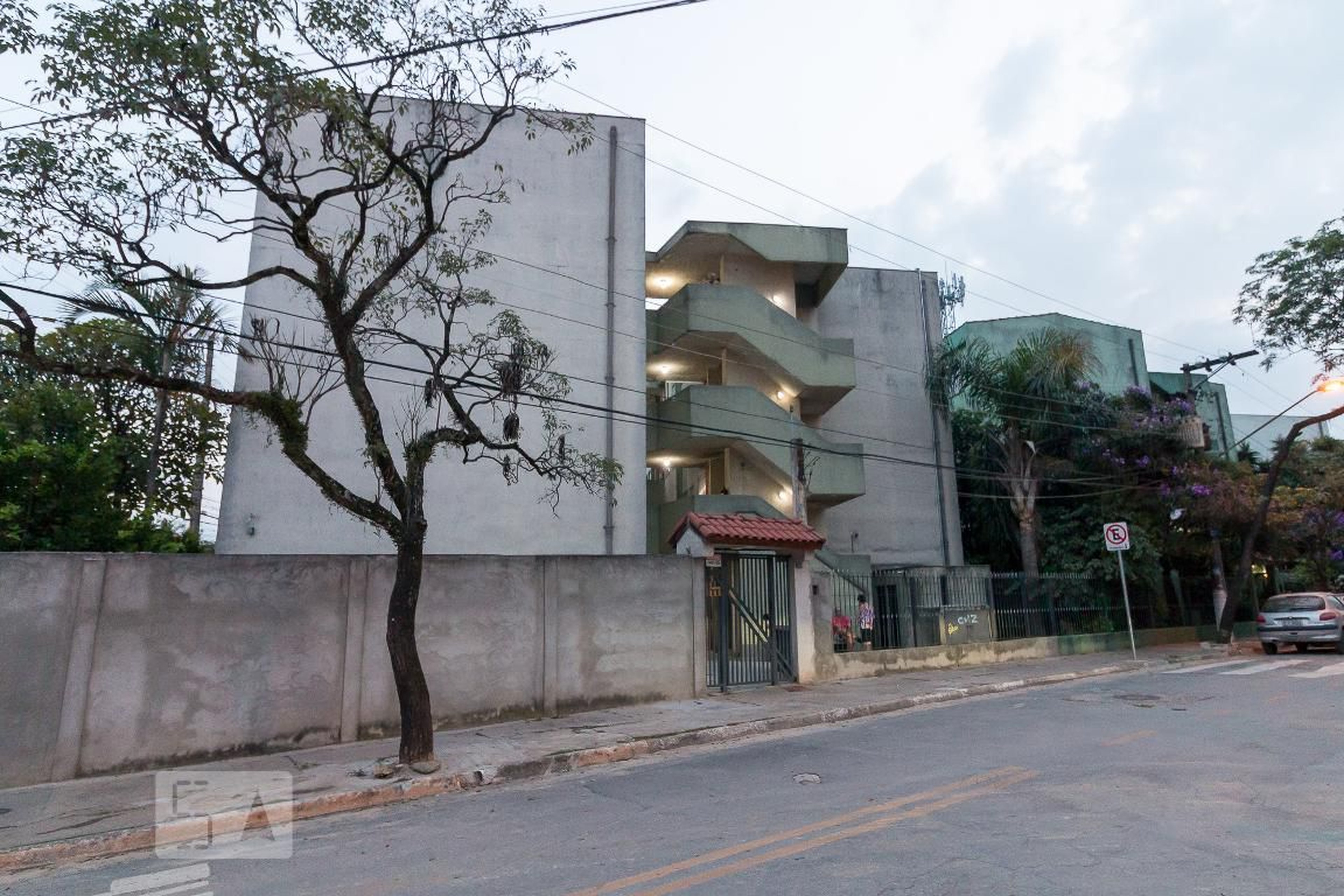 Fachada do prédio Condomínio Ametista