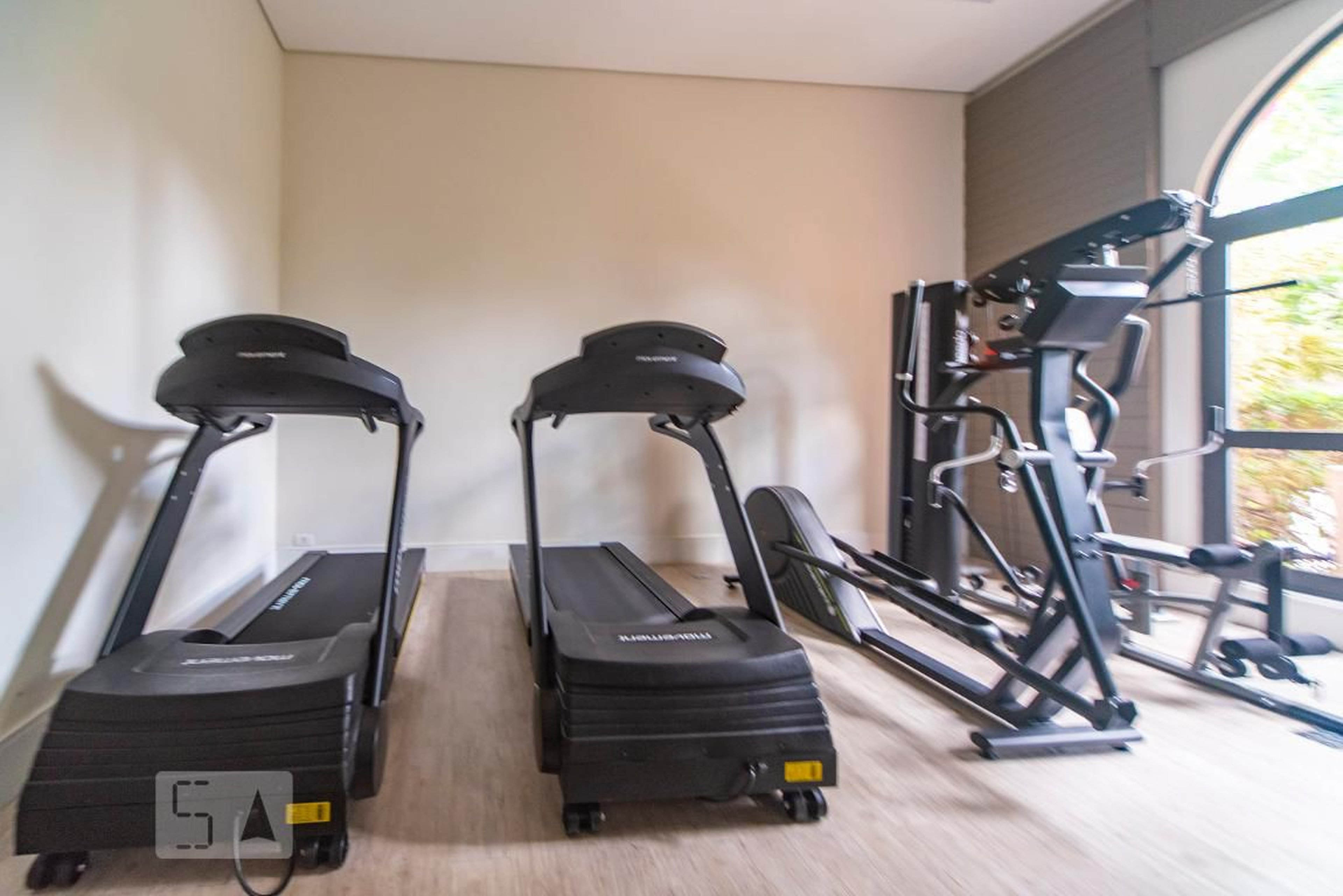 Academia - Crystal Palace