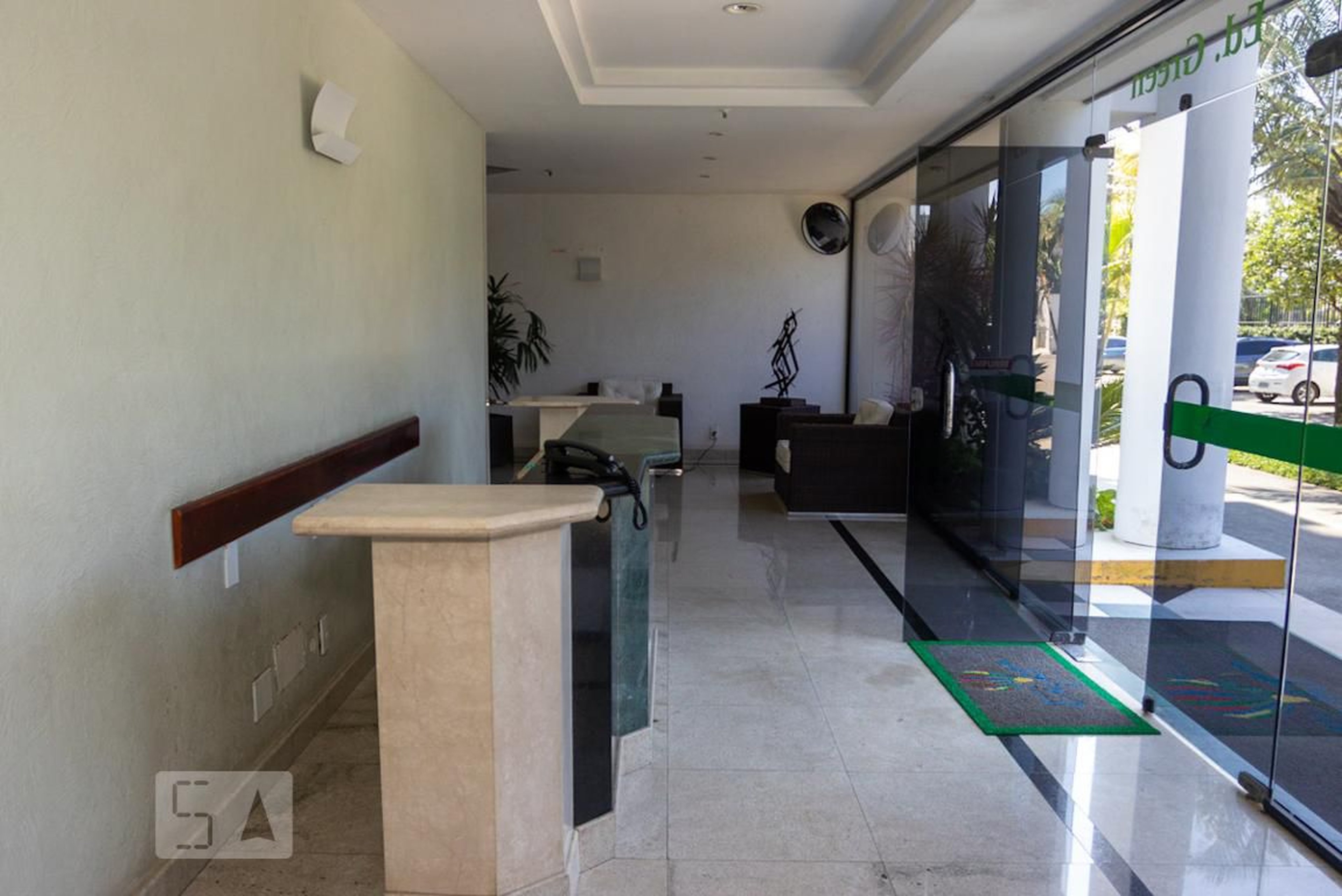 Hall social - Barra Light