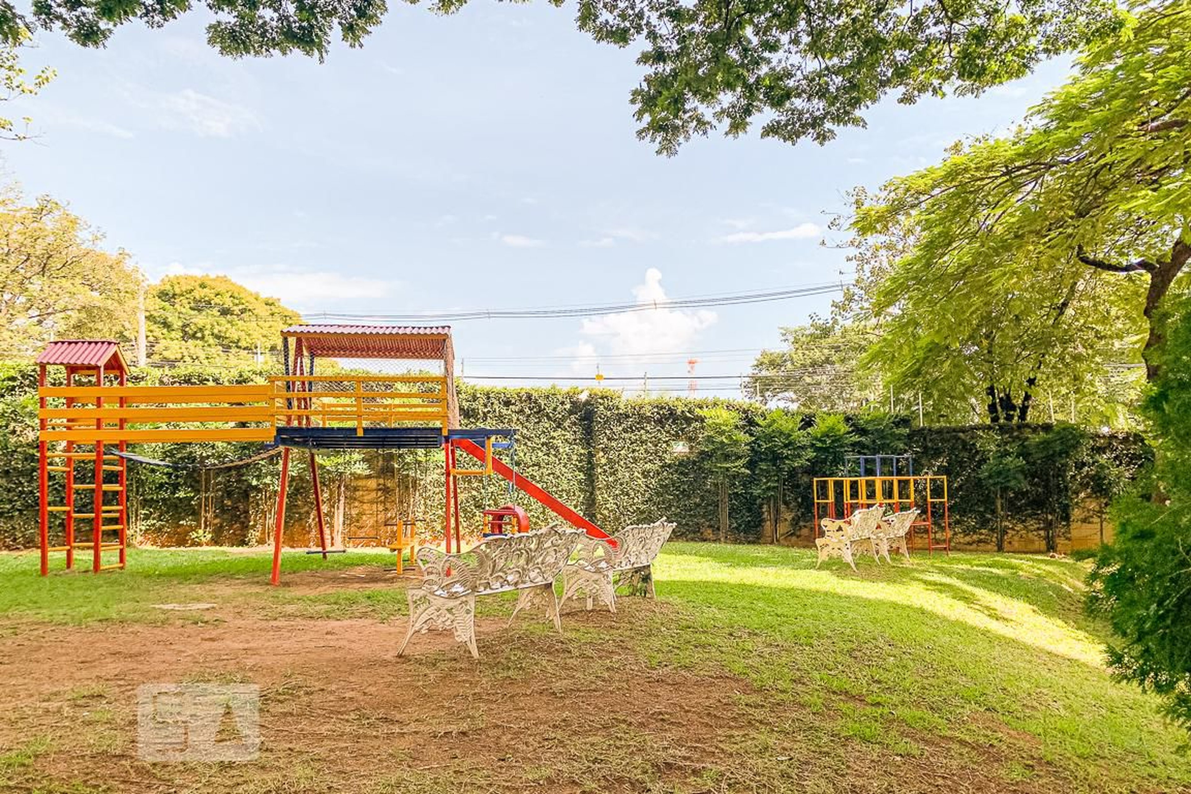 Condomínio - Santa Genebra