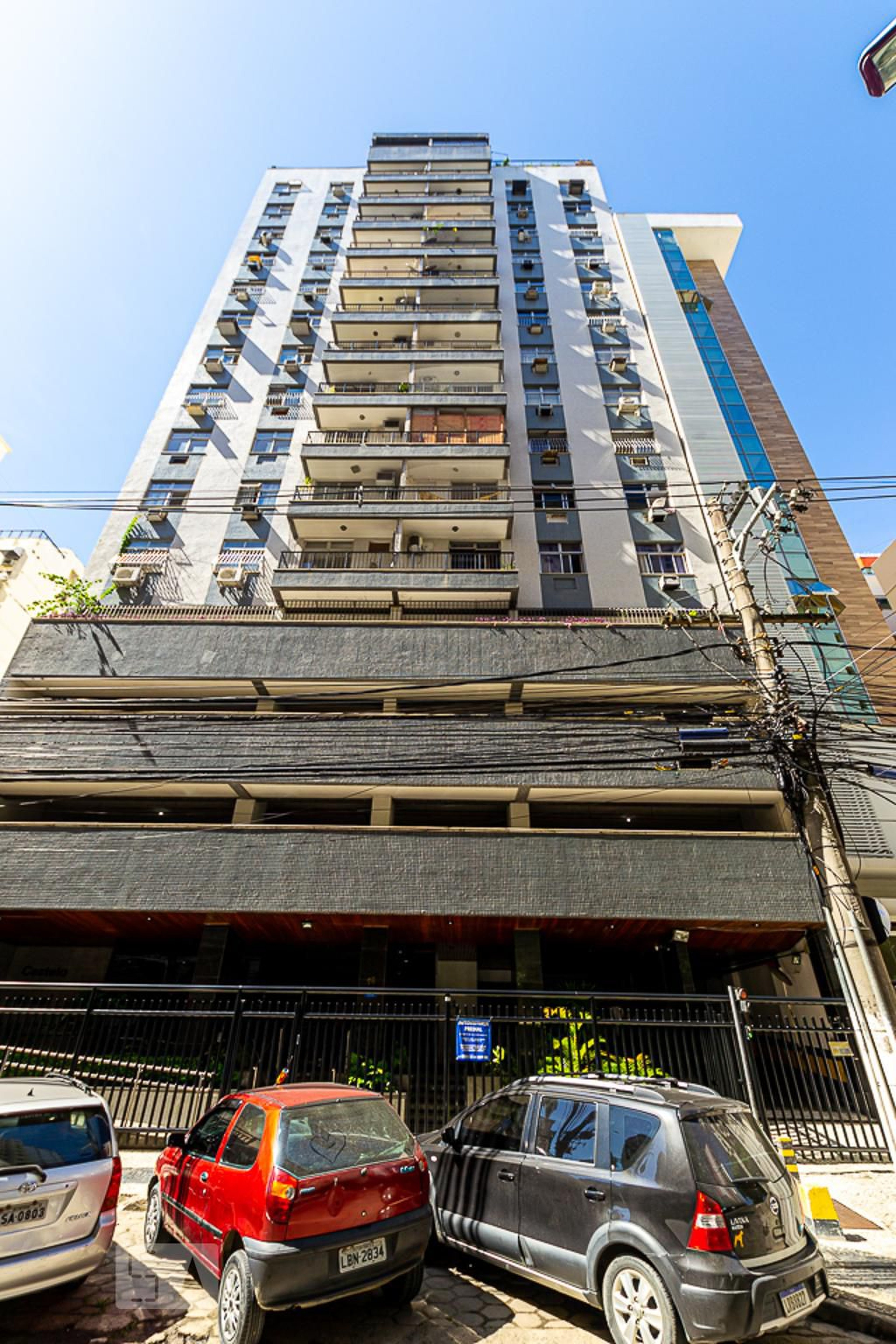 Fachada do Condomínio Edifício Castelo de Icarai