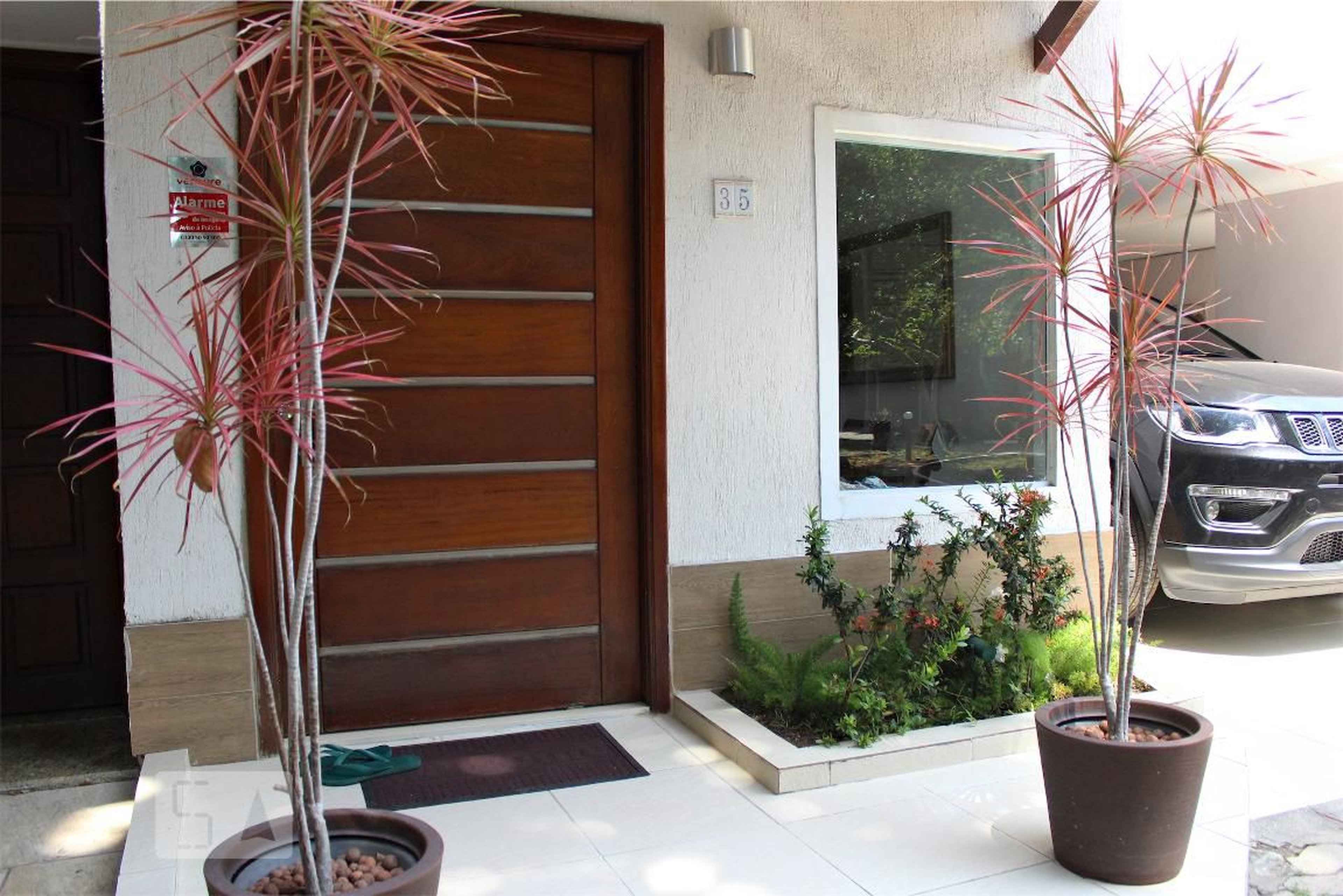 Fachada Condomínio em Rua Jornalista Pierre Plancher, 191