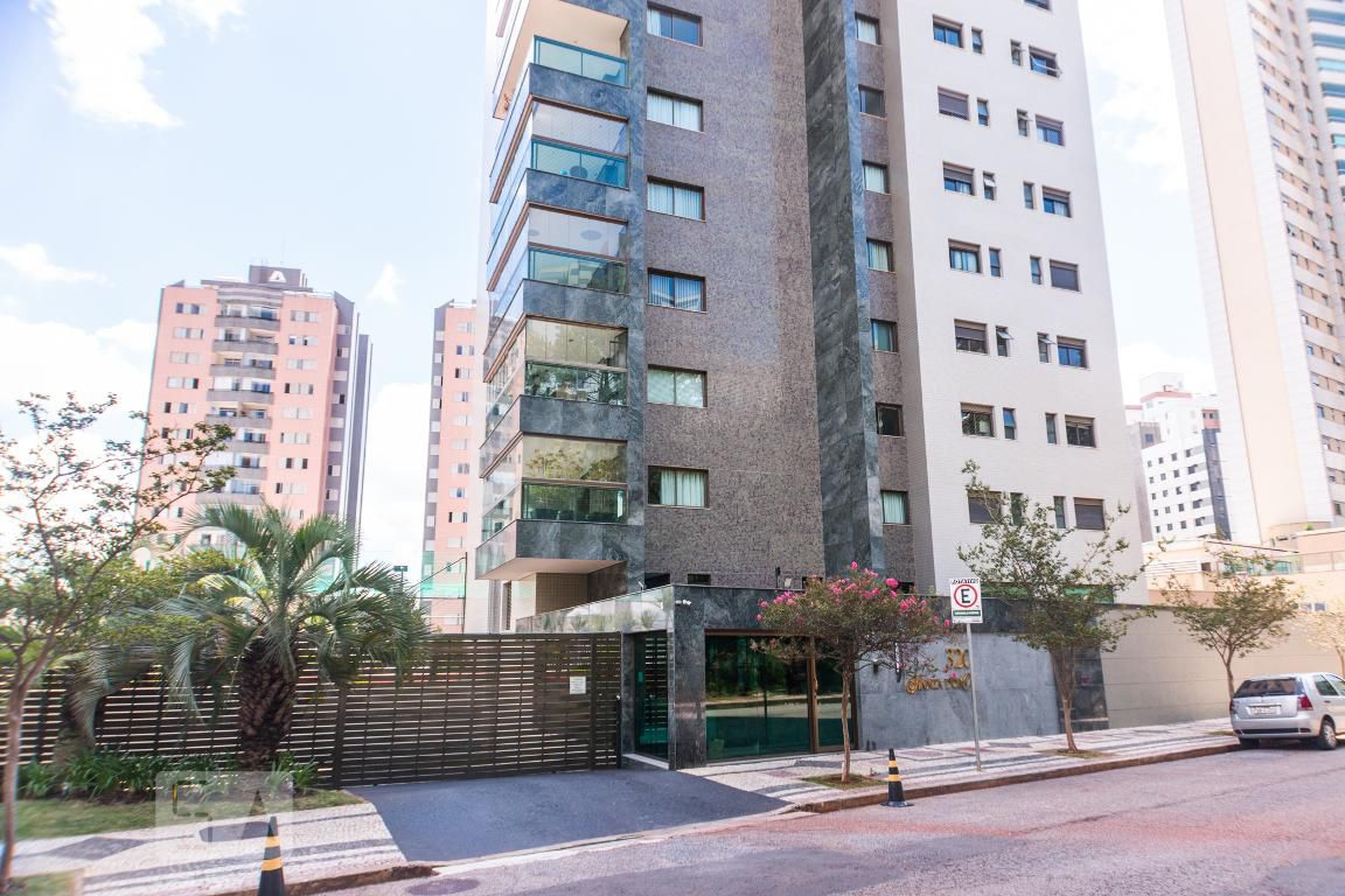 Fachada Condomínio Stanzia D`Oro