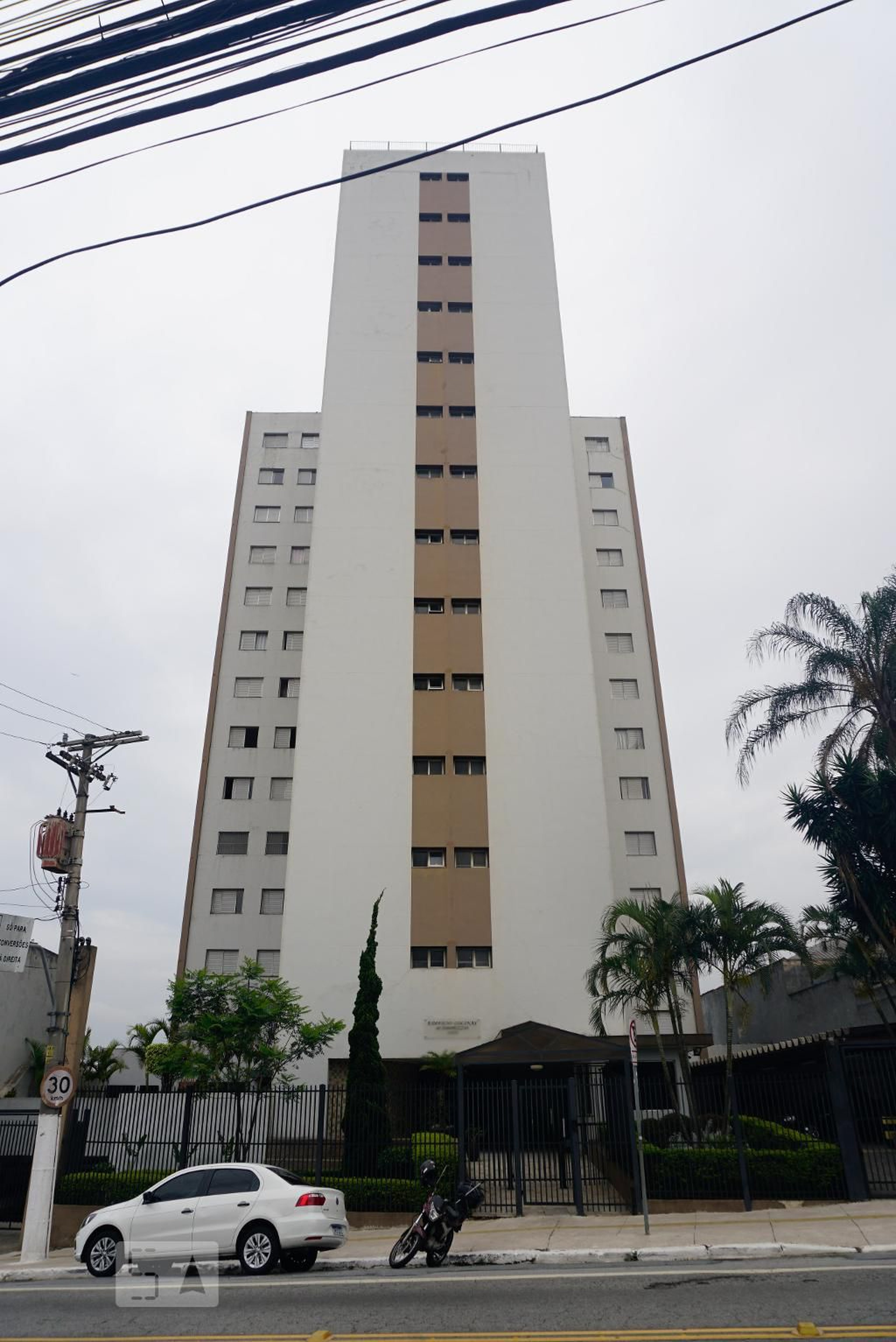 Fachada do Prédio Edifício Colina Dampezzo