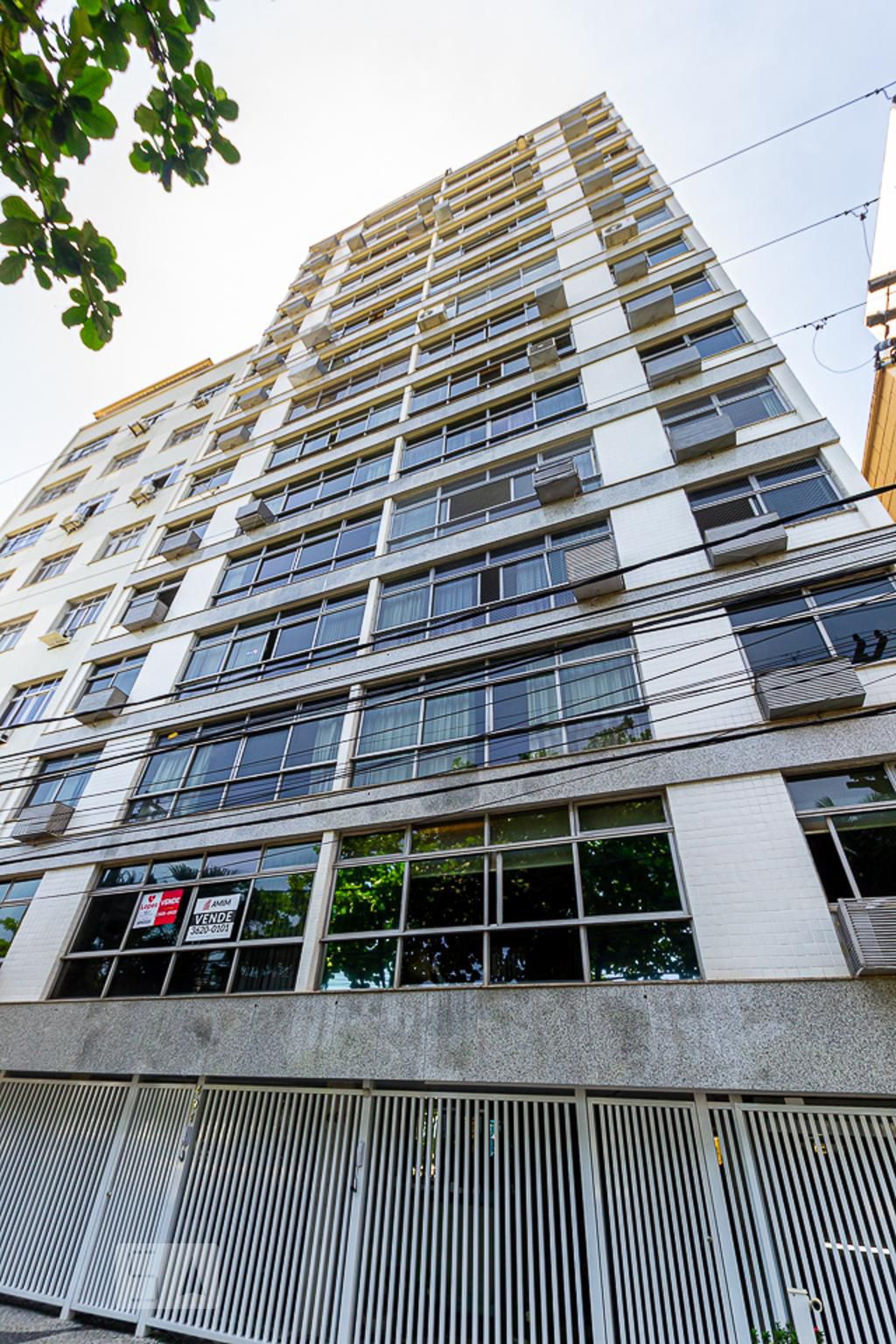 Fachada do Prédio Condomínio em Avenida Jornalista Alberto Francisco Torres, 491