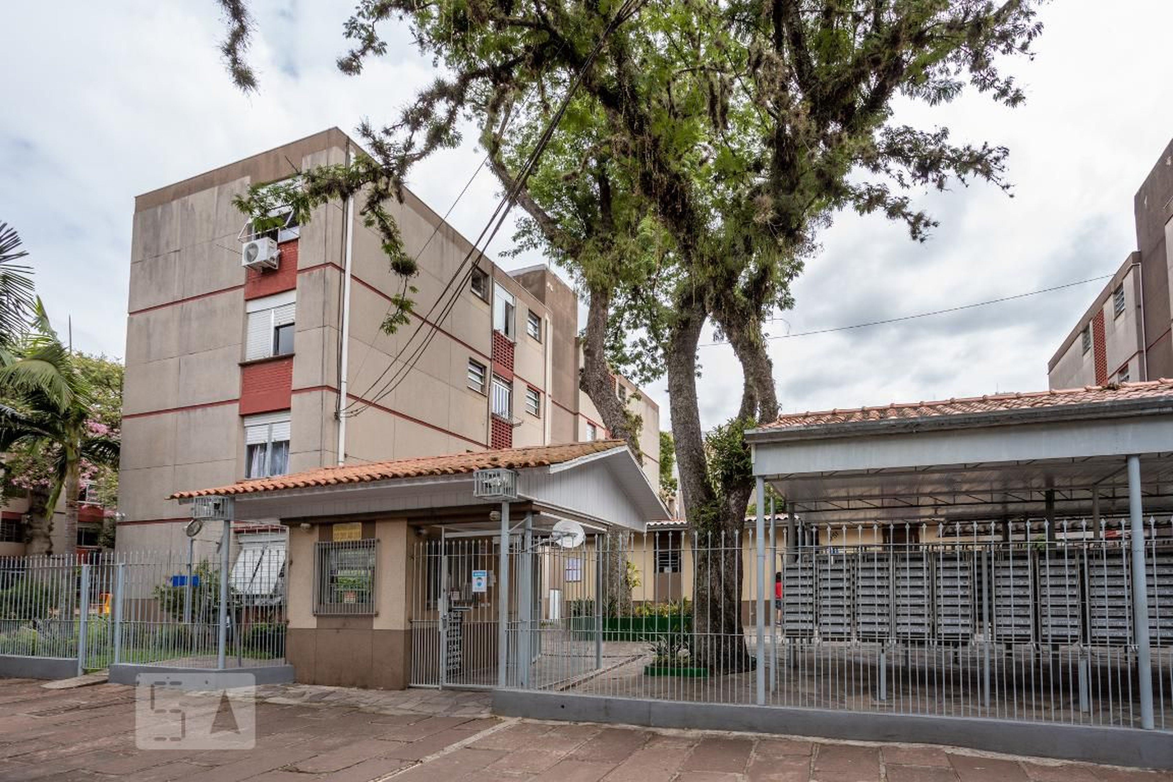 Fachada Condomínio em Rua Gomes de Freitas, 265