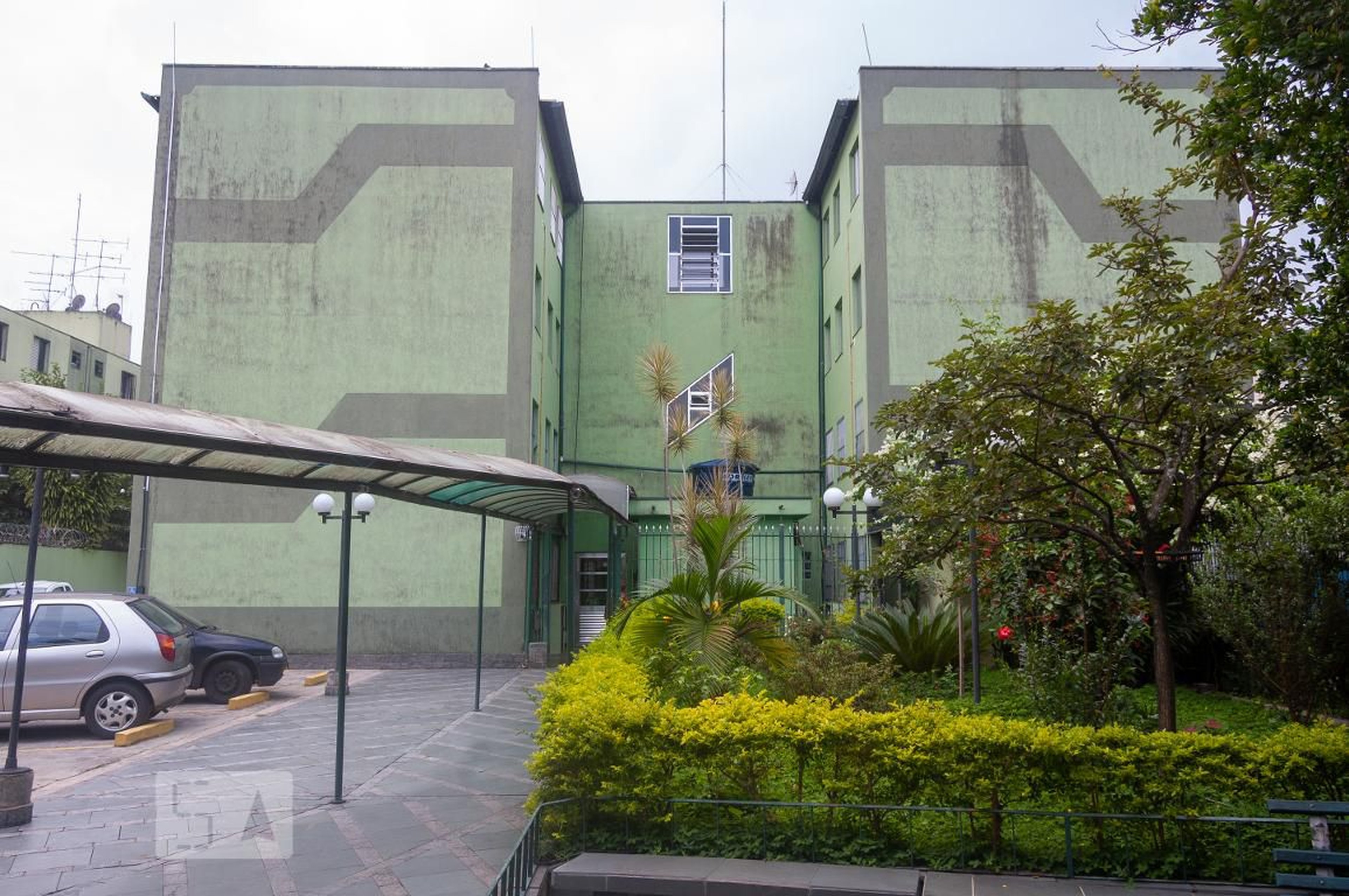 Fachada Condomínio em Rua Vila Prudente, 106