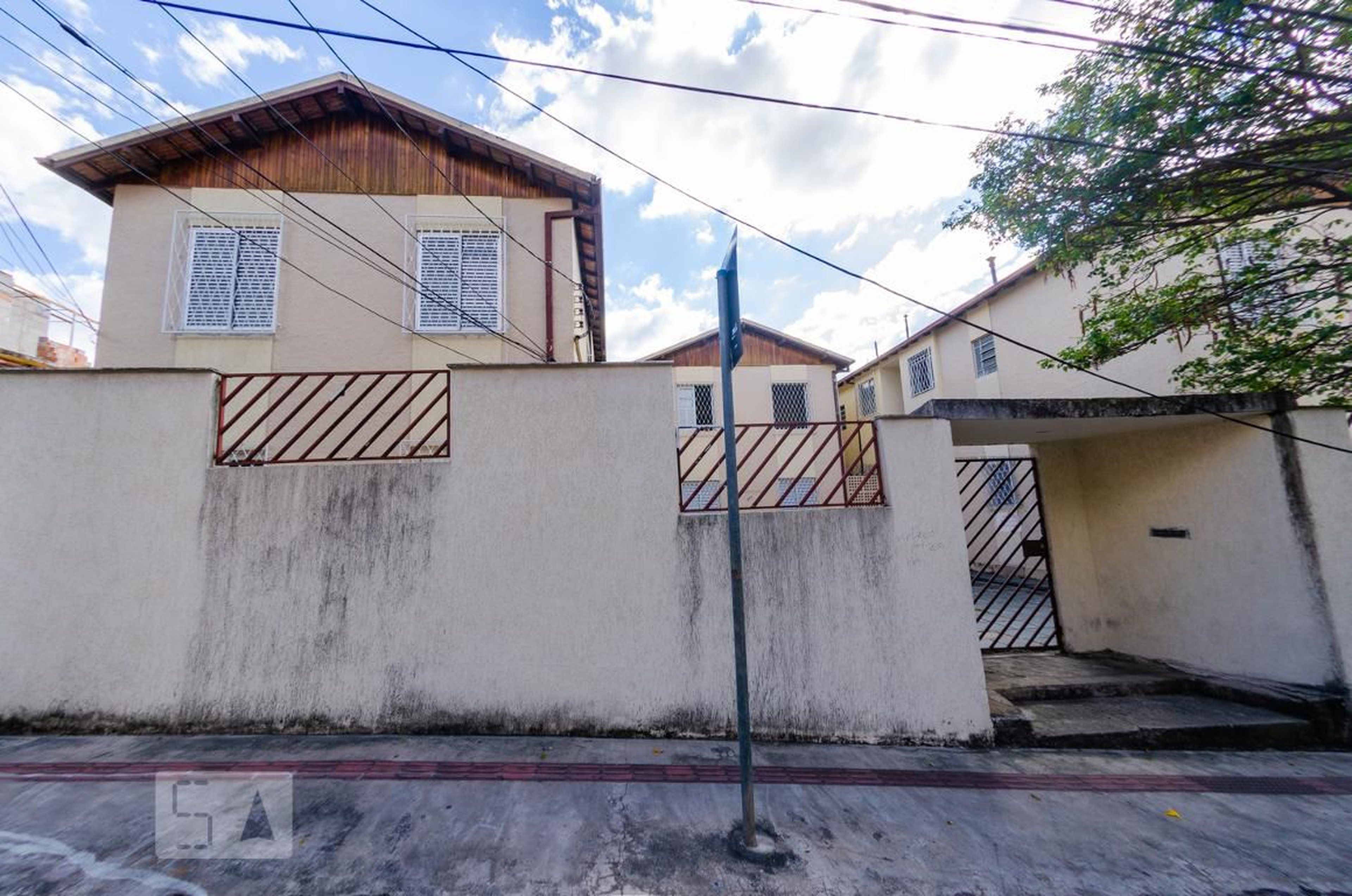 Fachada Condomínio em Rua Viamão, 210