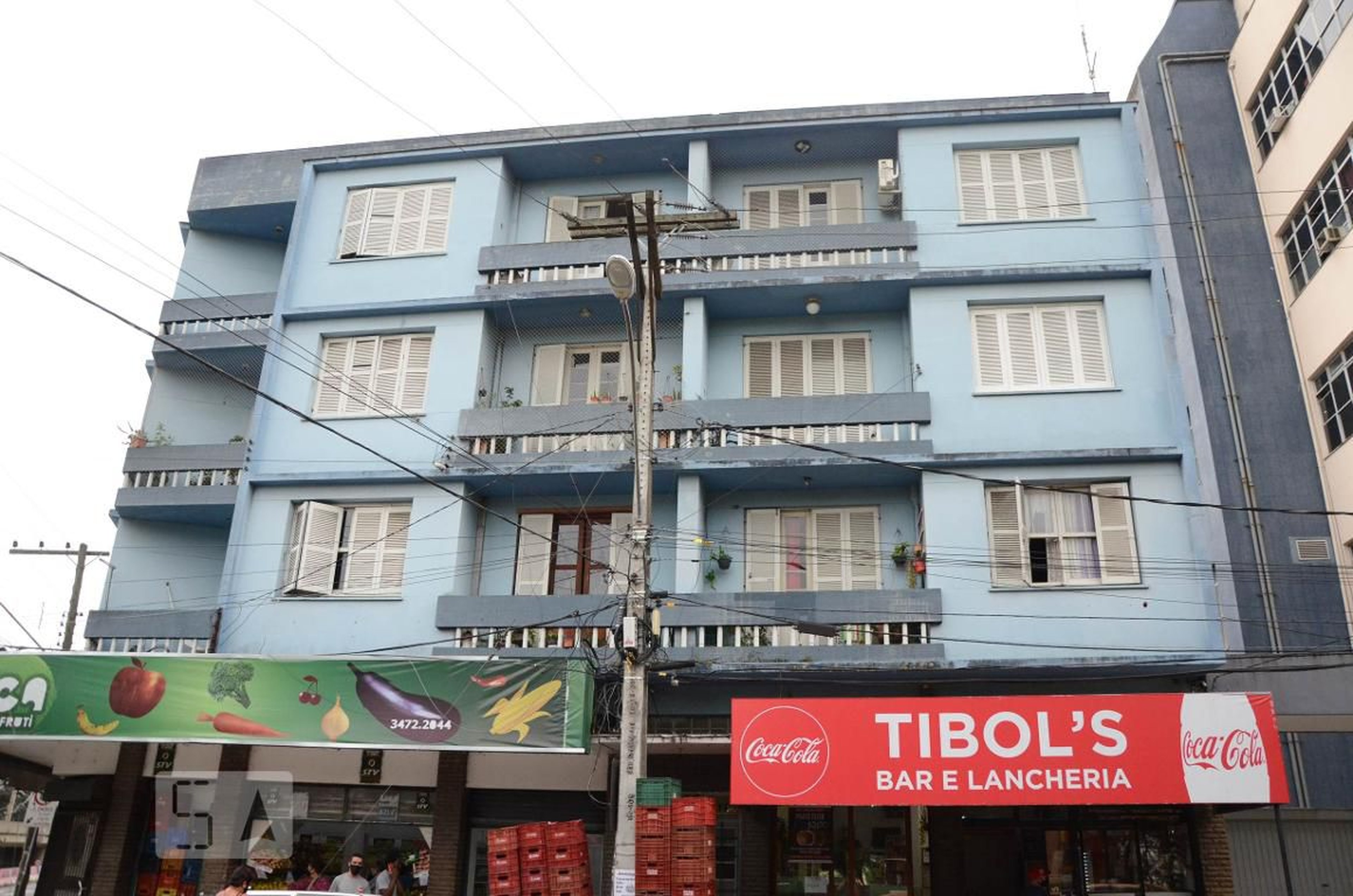 Fachada Condomínio em Rua Frei Orlando, 233