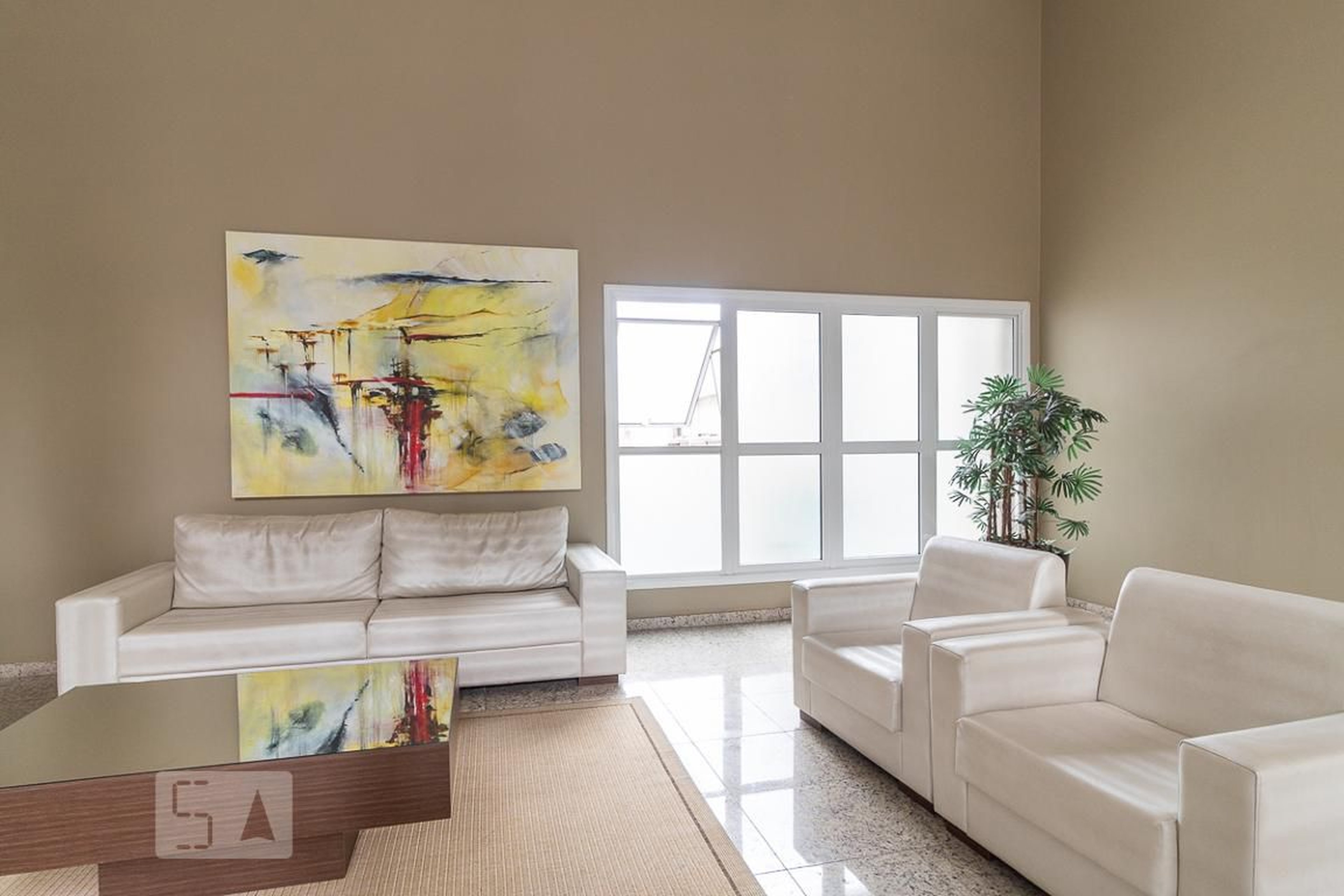 Hall - Colina Maggiore