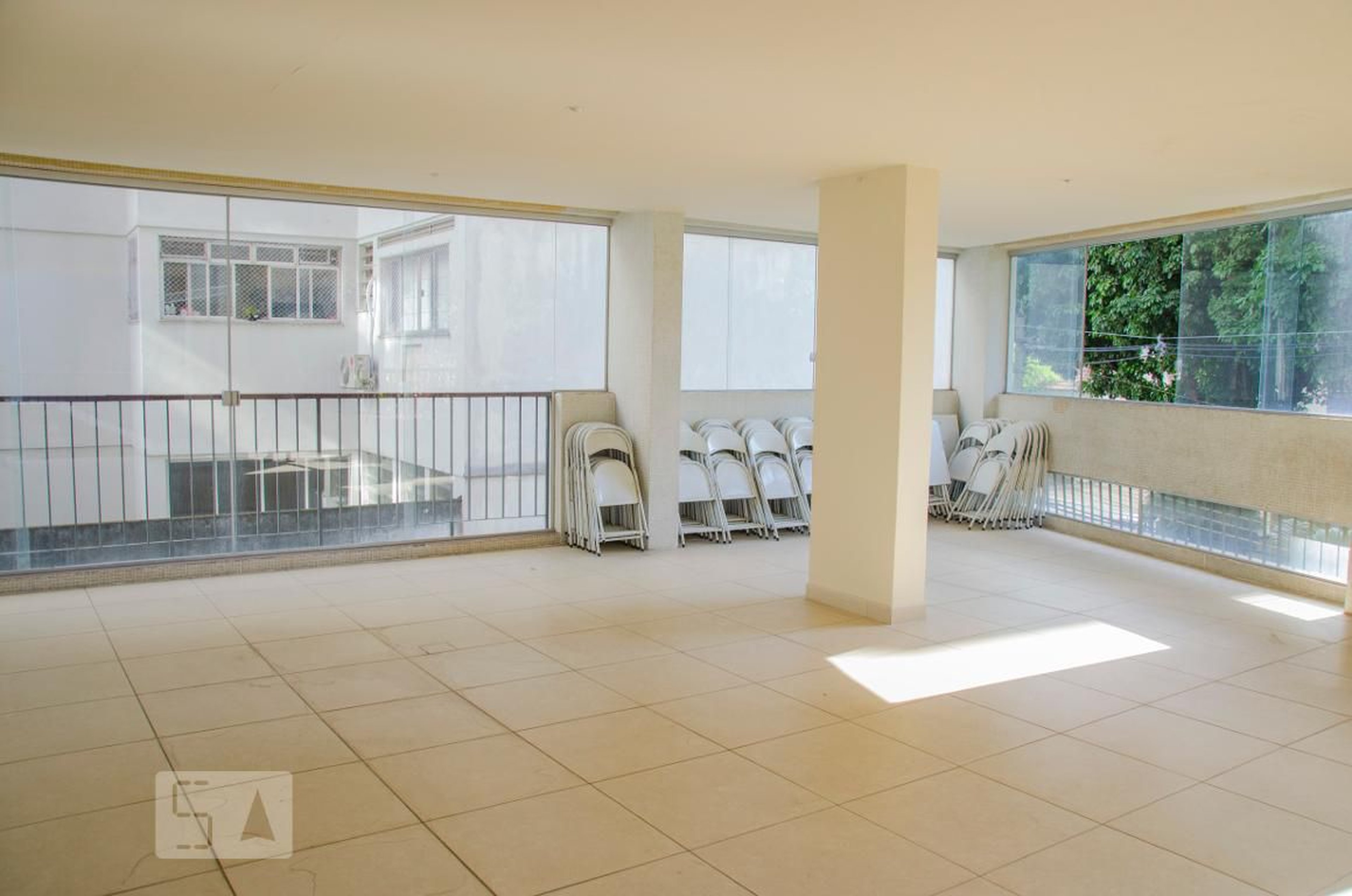 Salão de Festa - Edifício Band Paschoal M Cabral