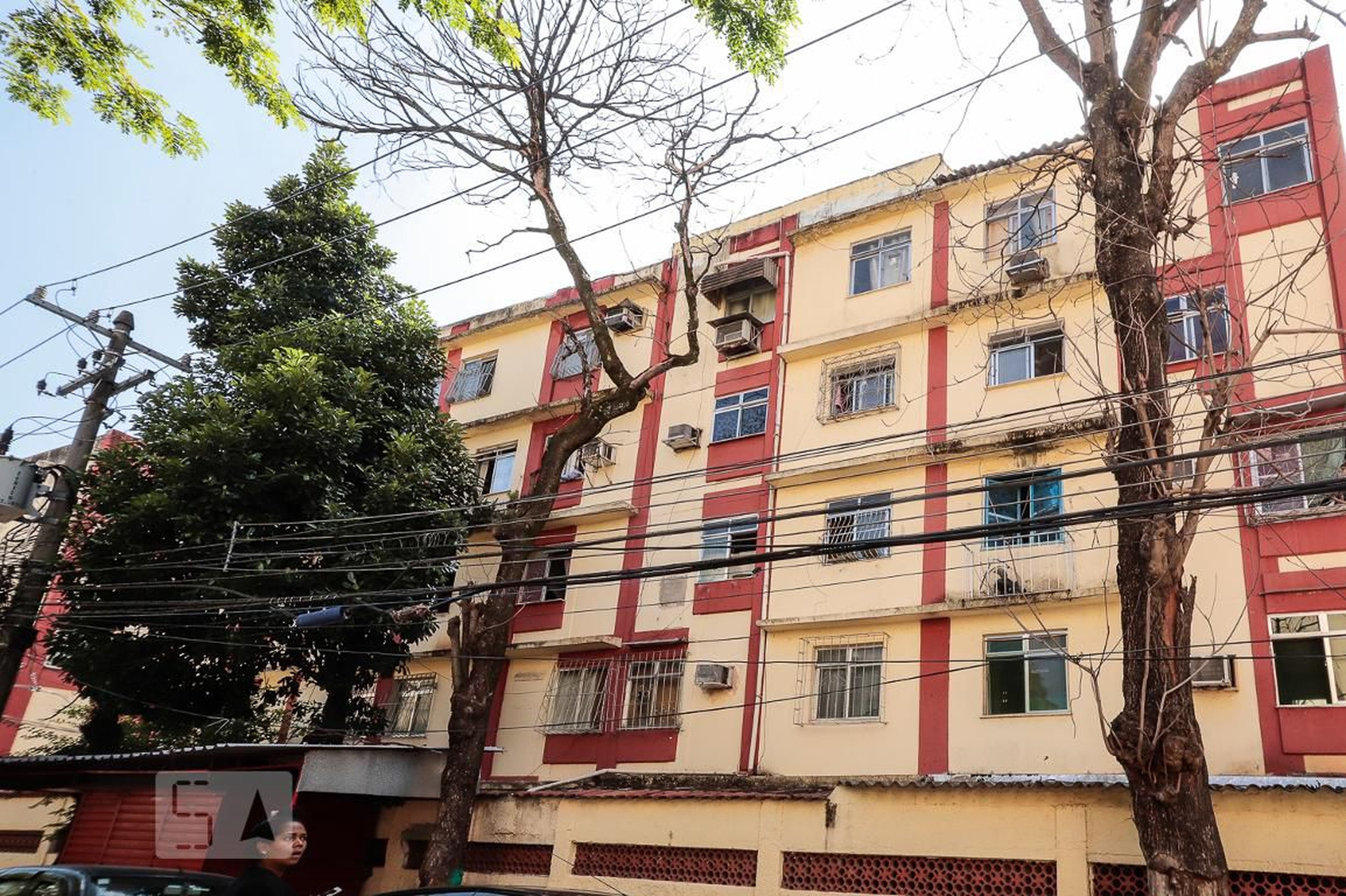 Fachada Condomínio em Rua Lagoa Clara, 111