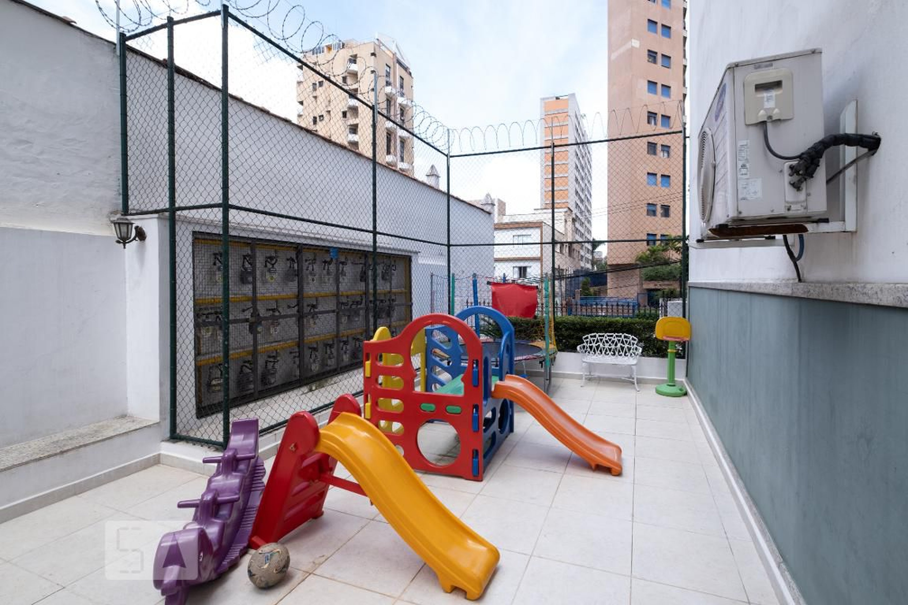 Parquinho - Casa de Asturias