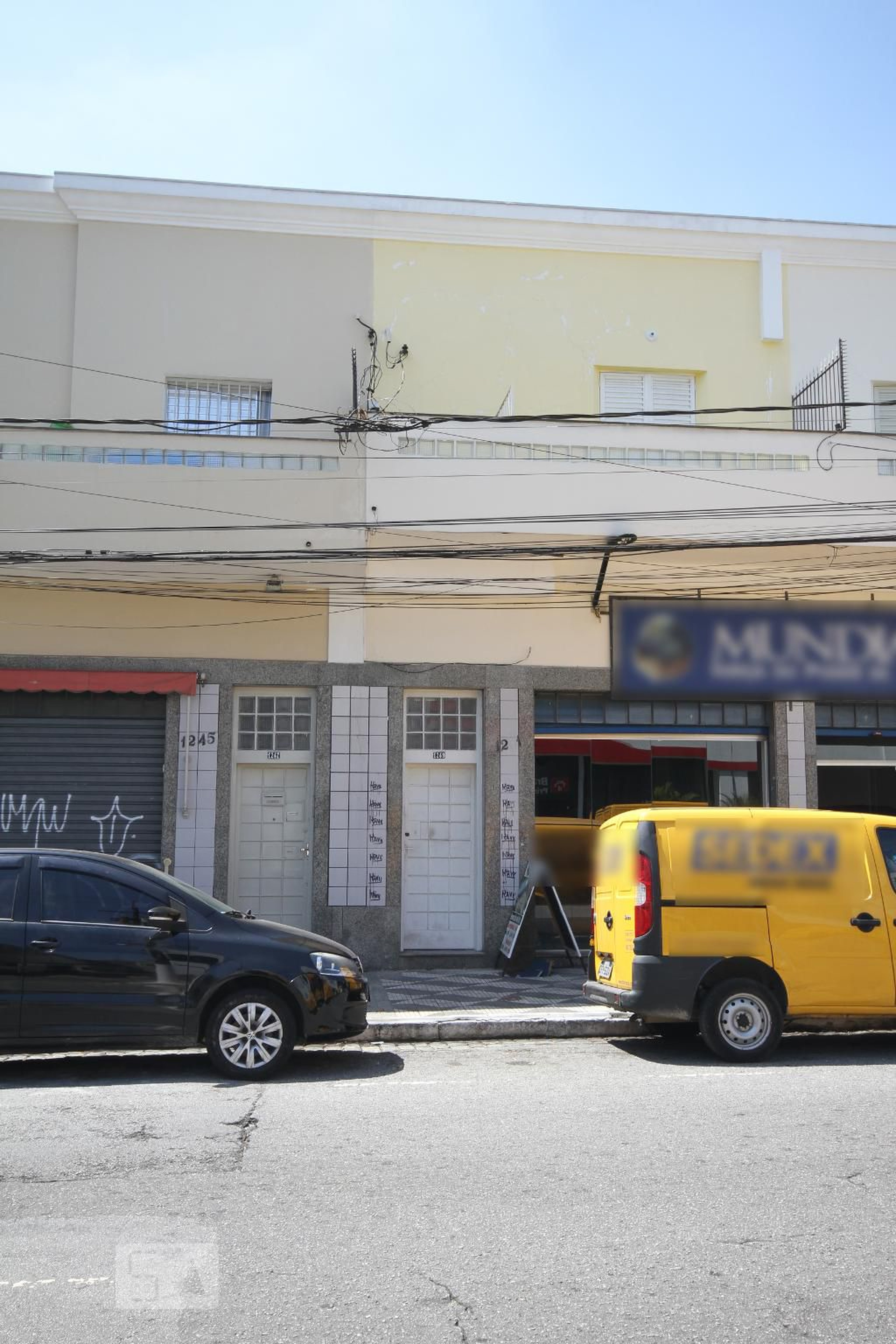 Fachada Condomínio em Rua Silva Bueno, 1249