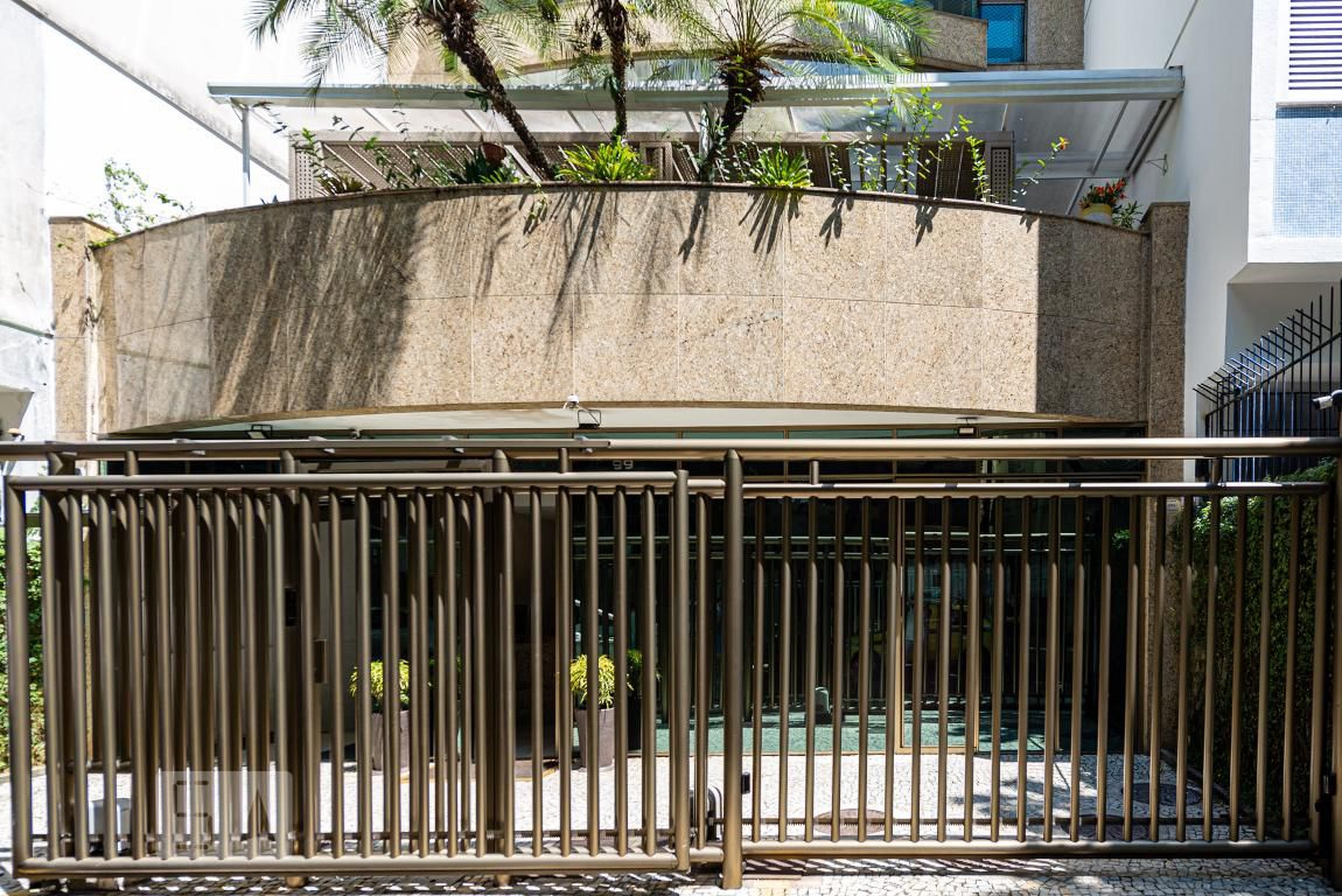 Fachada Condomínio Regina