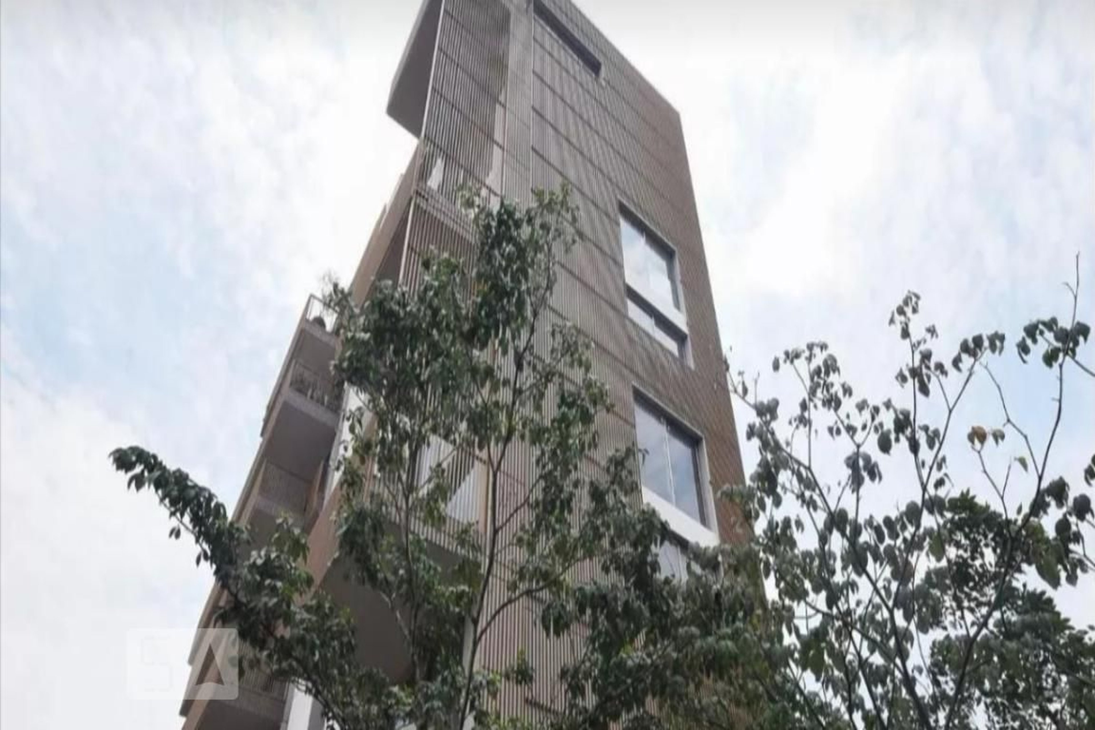 Fachada do Condomínio Condomínio Meia Oito Oito