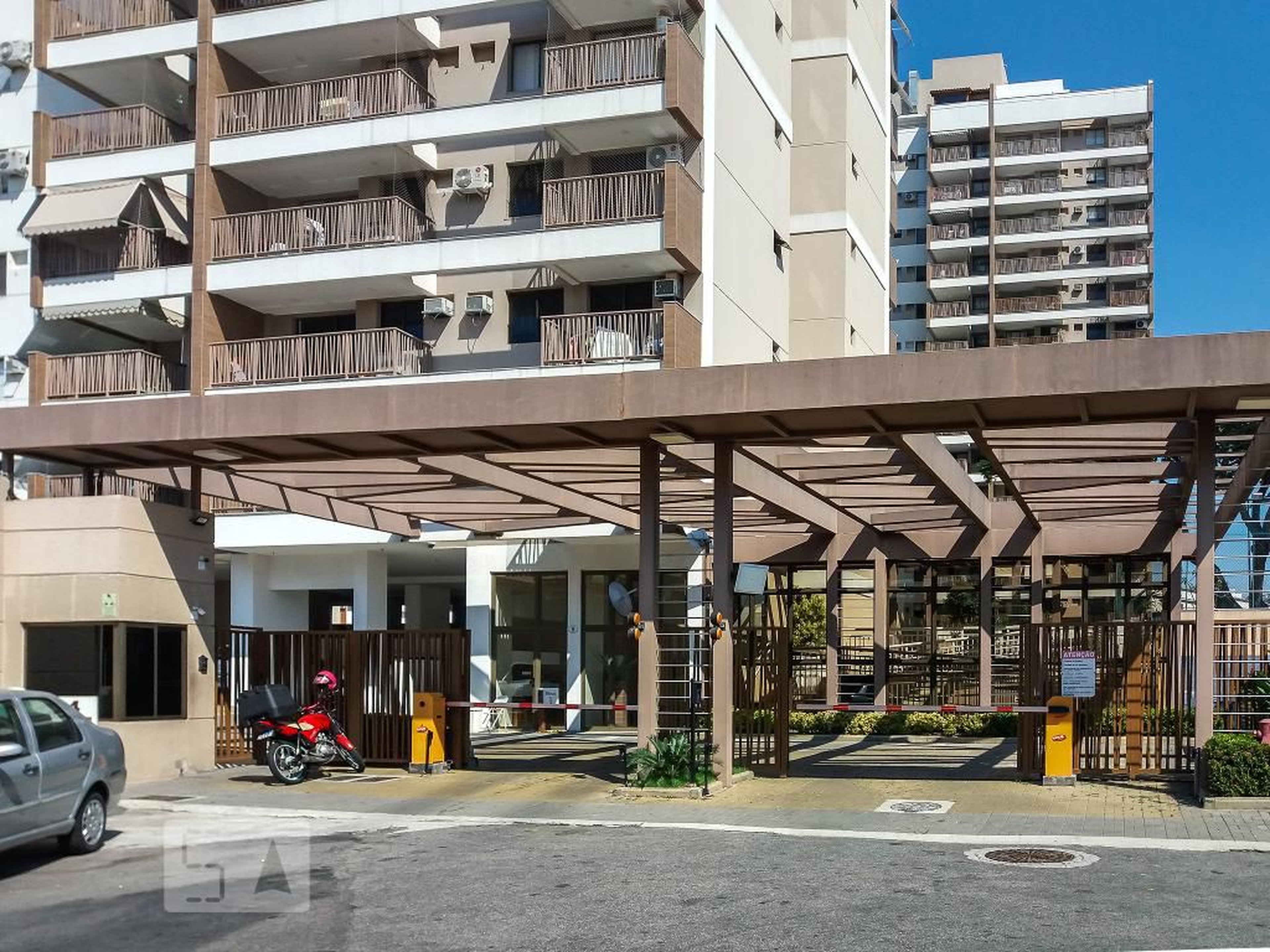 Fachada do Condomínio Condomínio Vila Esplêndida