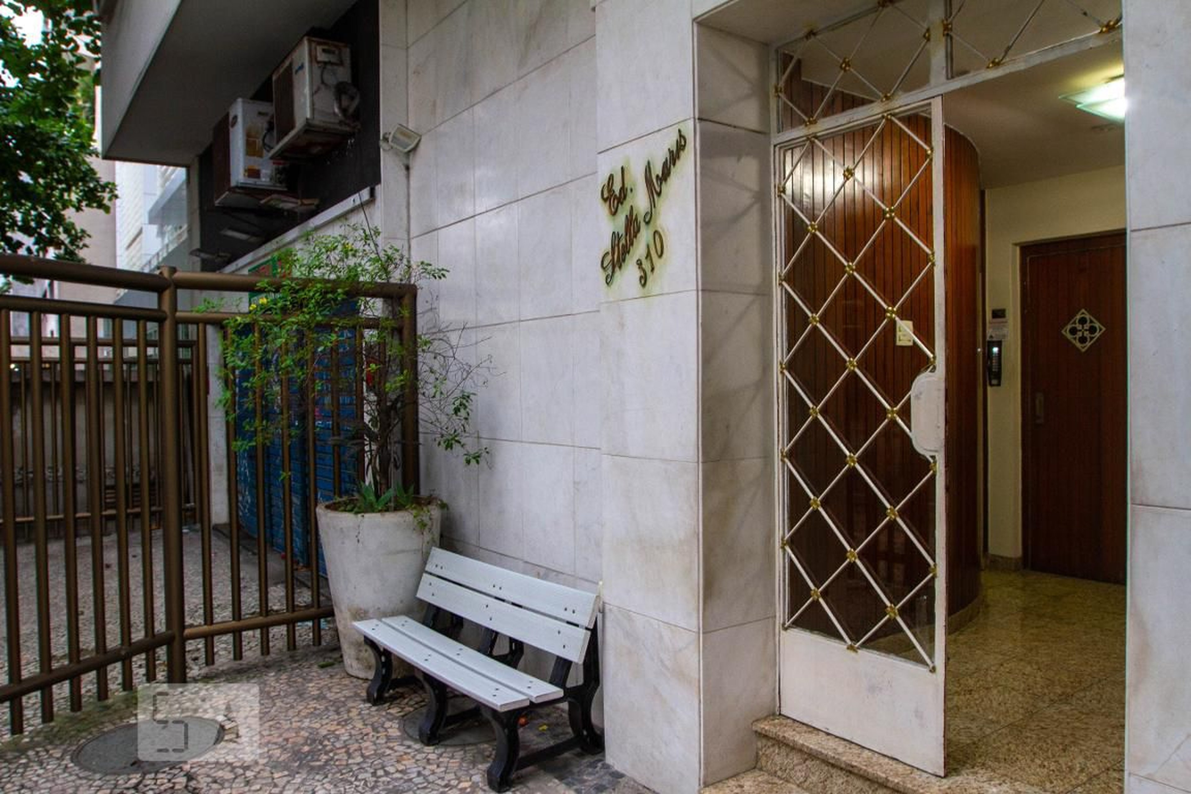 Entrada do Prédio - Edifício Stella Maris