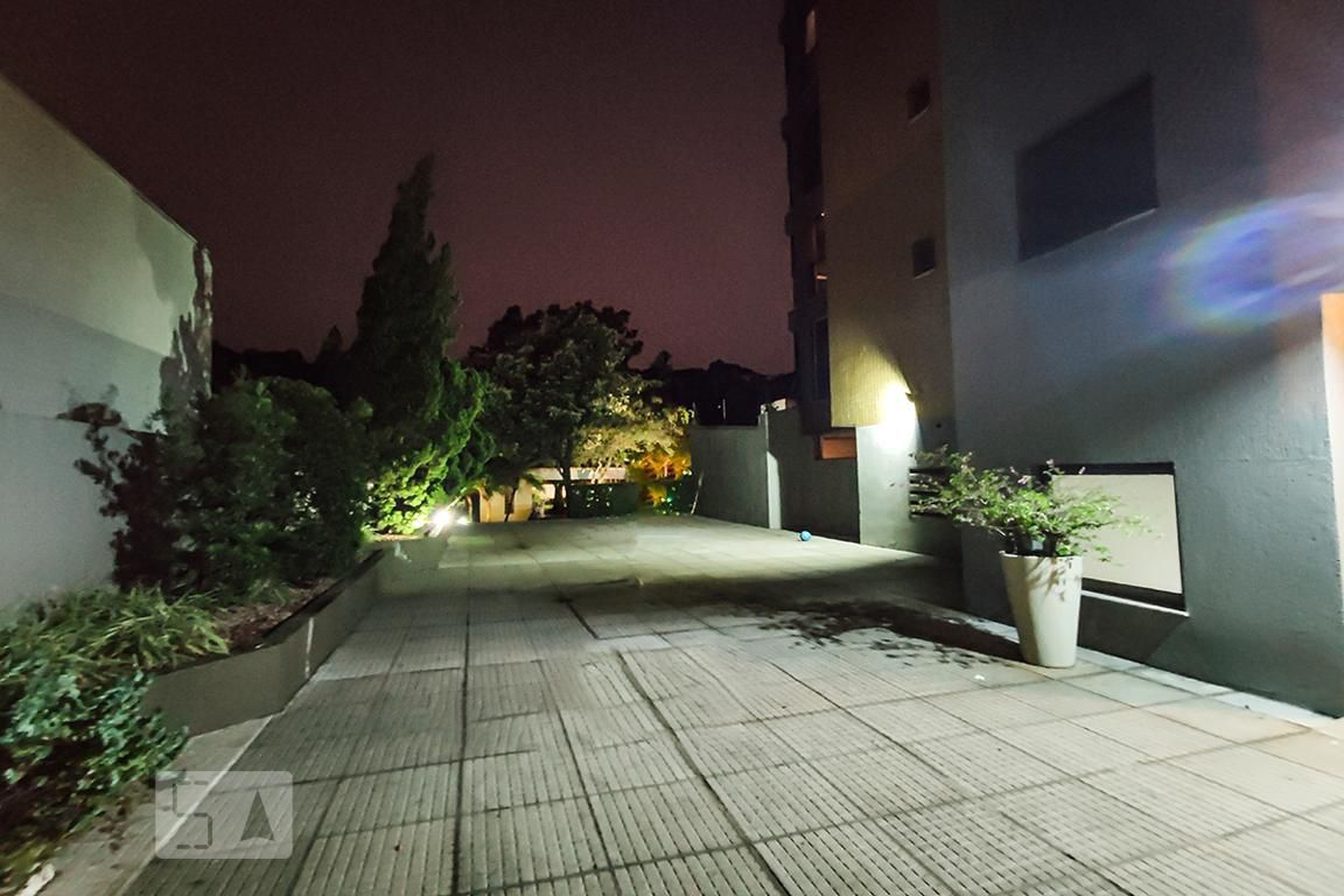 Condomínio - Residencial Porte Doree