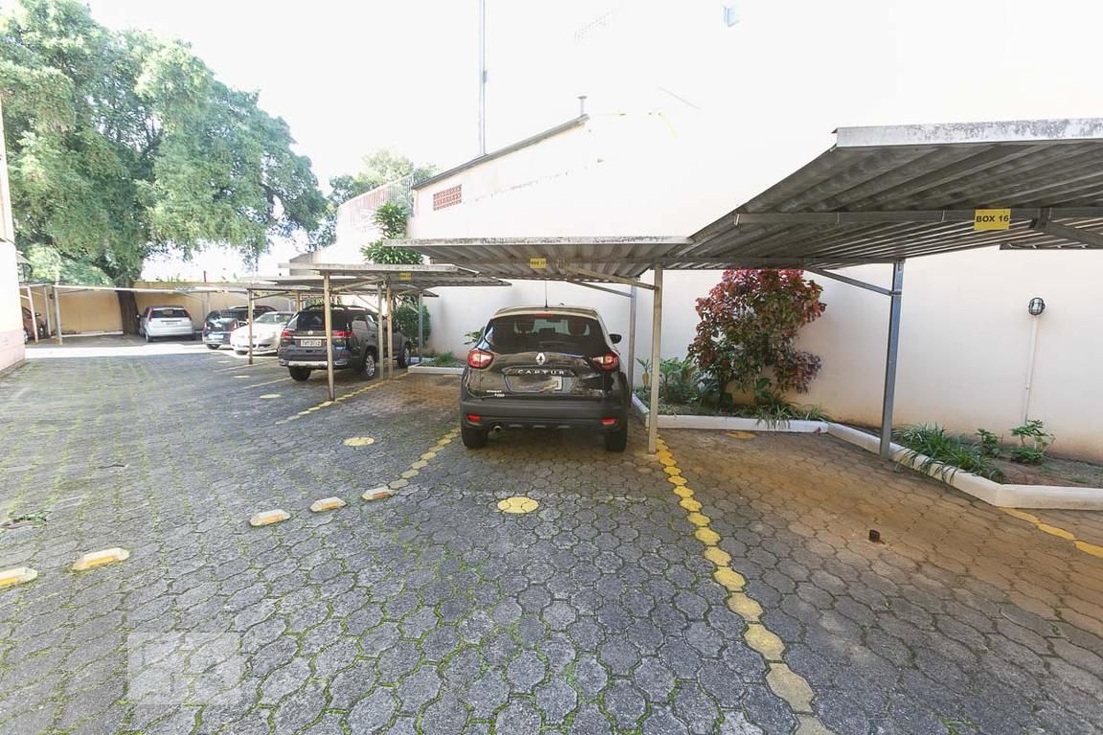Estacionamento - Residencial Luiz de Camões