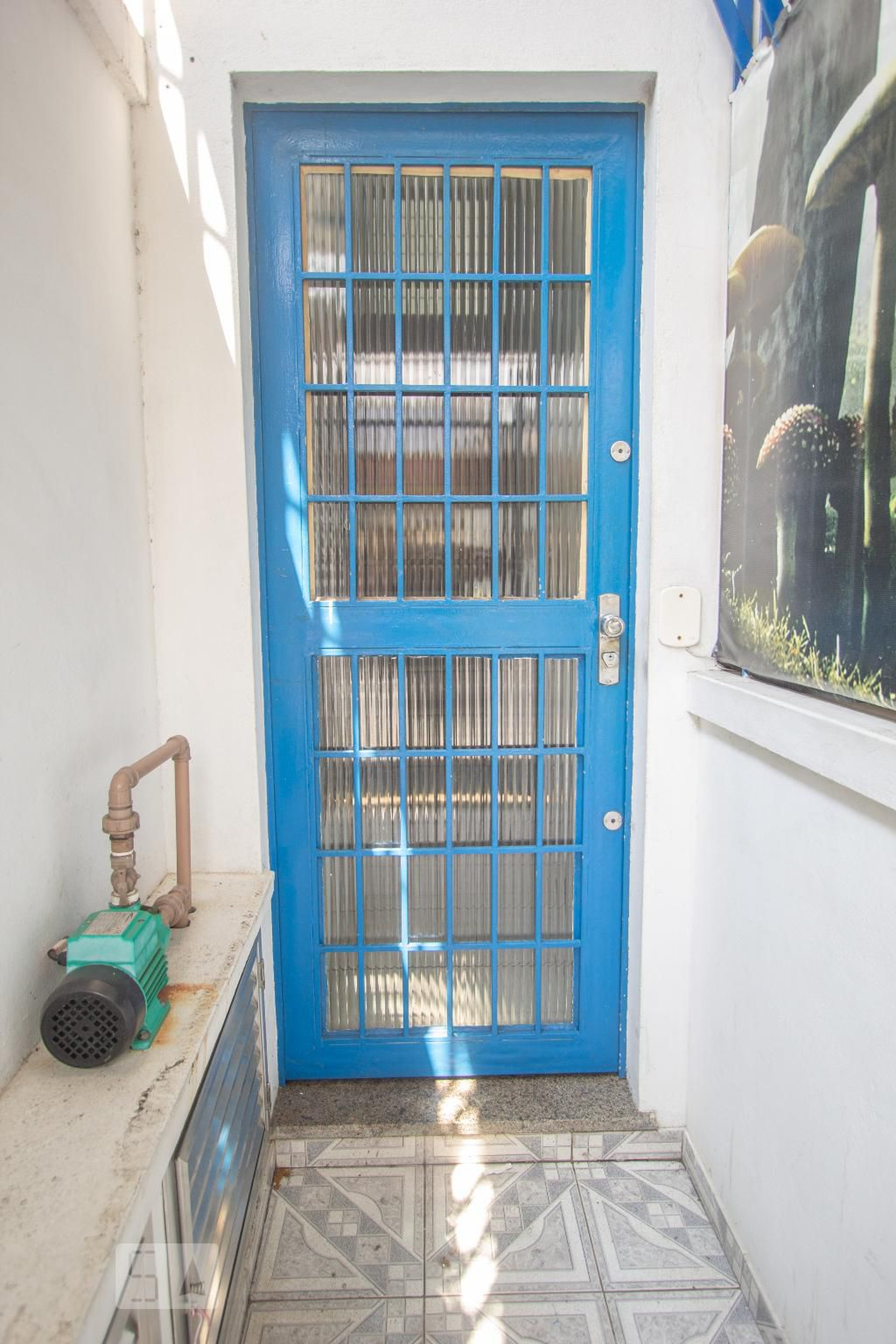 Entrada Condomínio em Rua Felisbelo Freire, 322