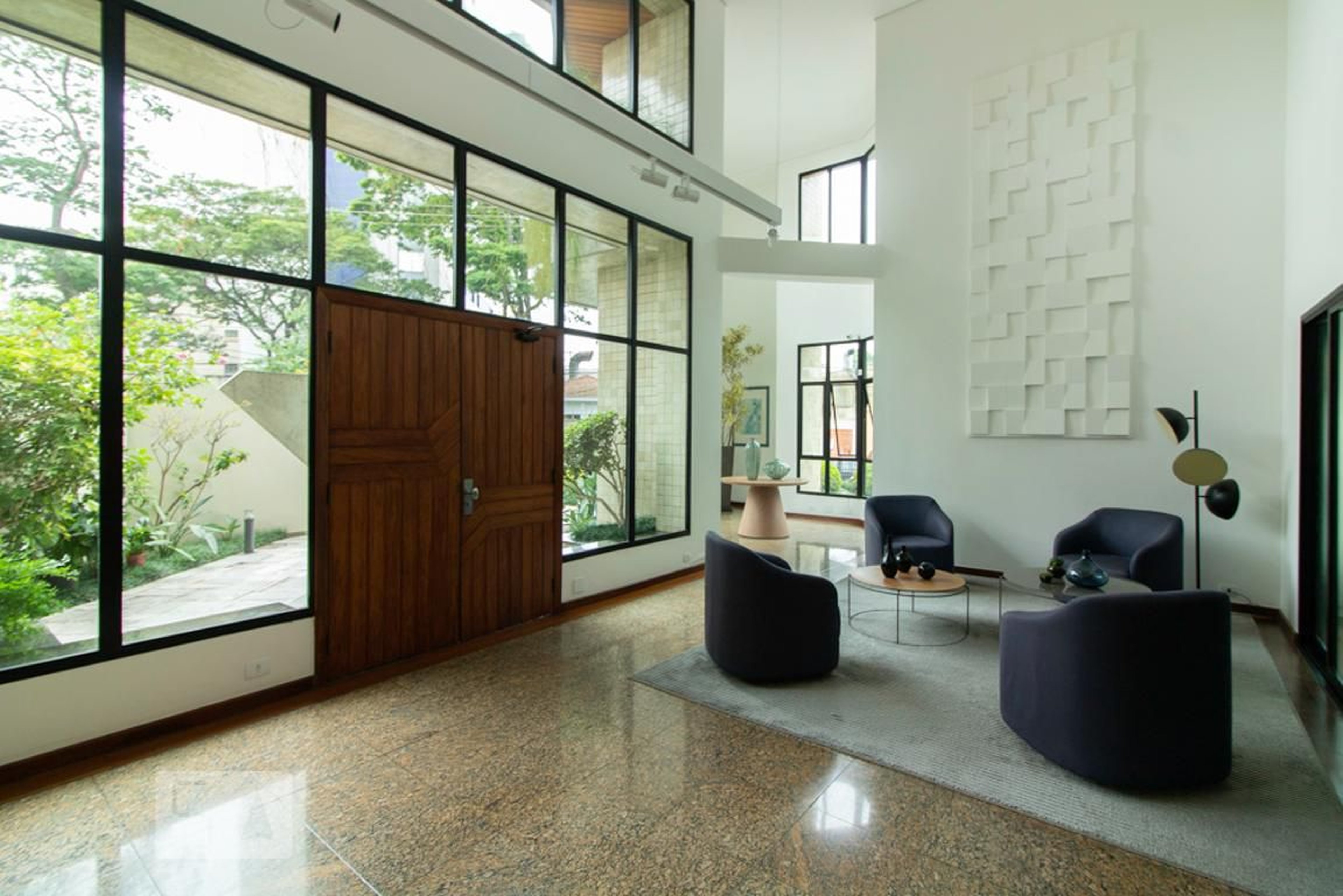 Hall - Paragon Garden