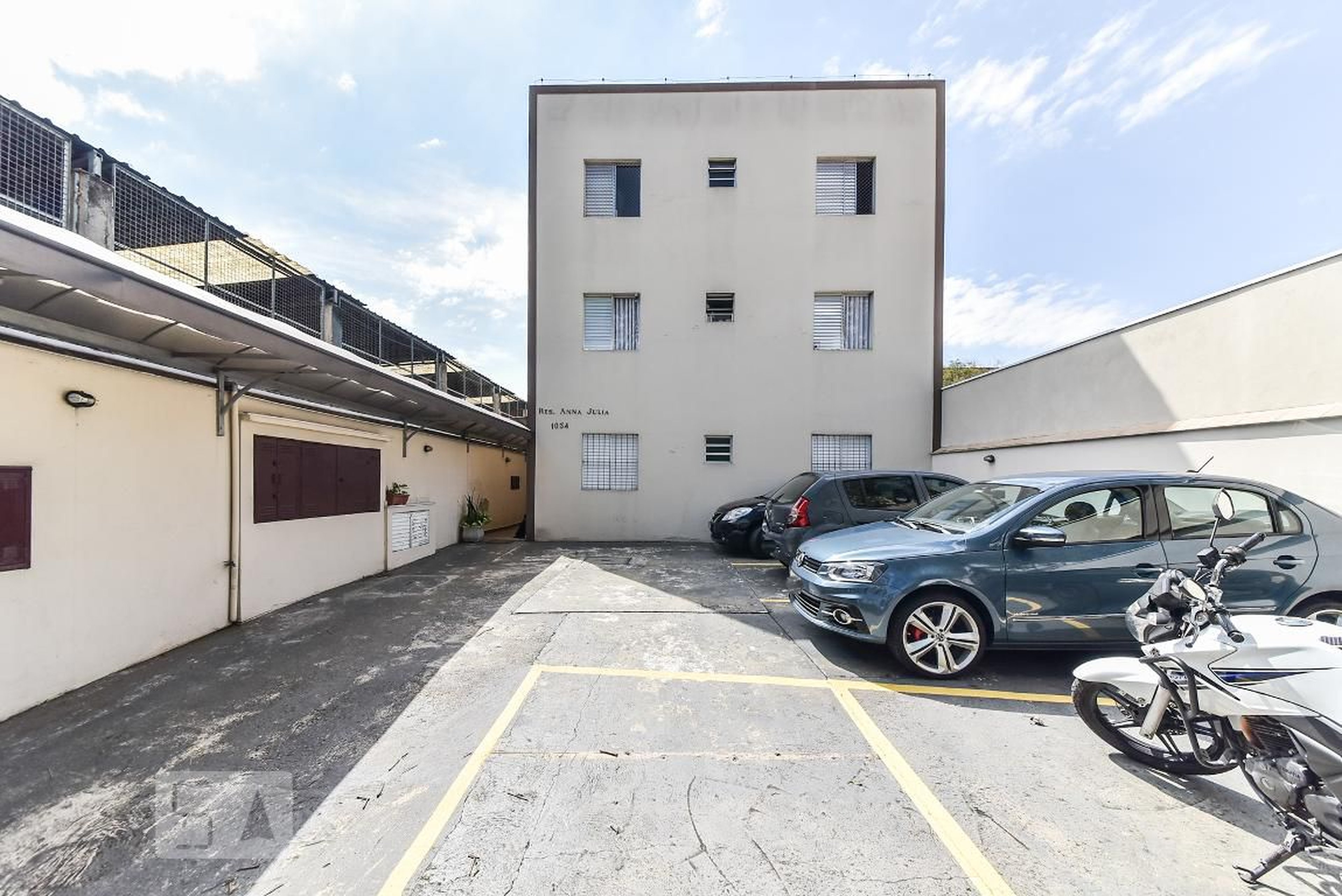 Fachada do Condomínio Condomínio Ana Julia