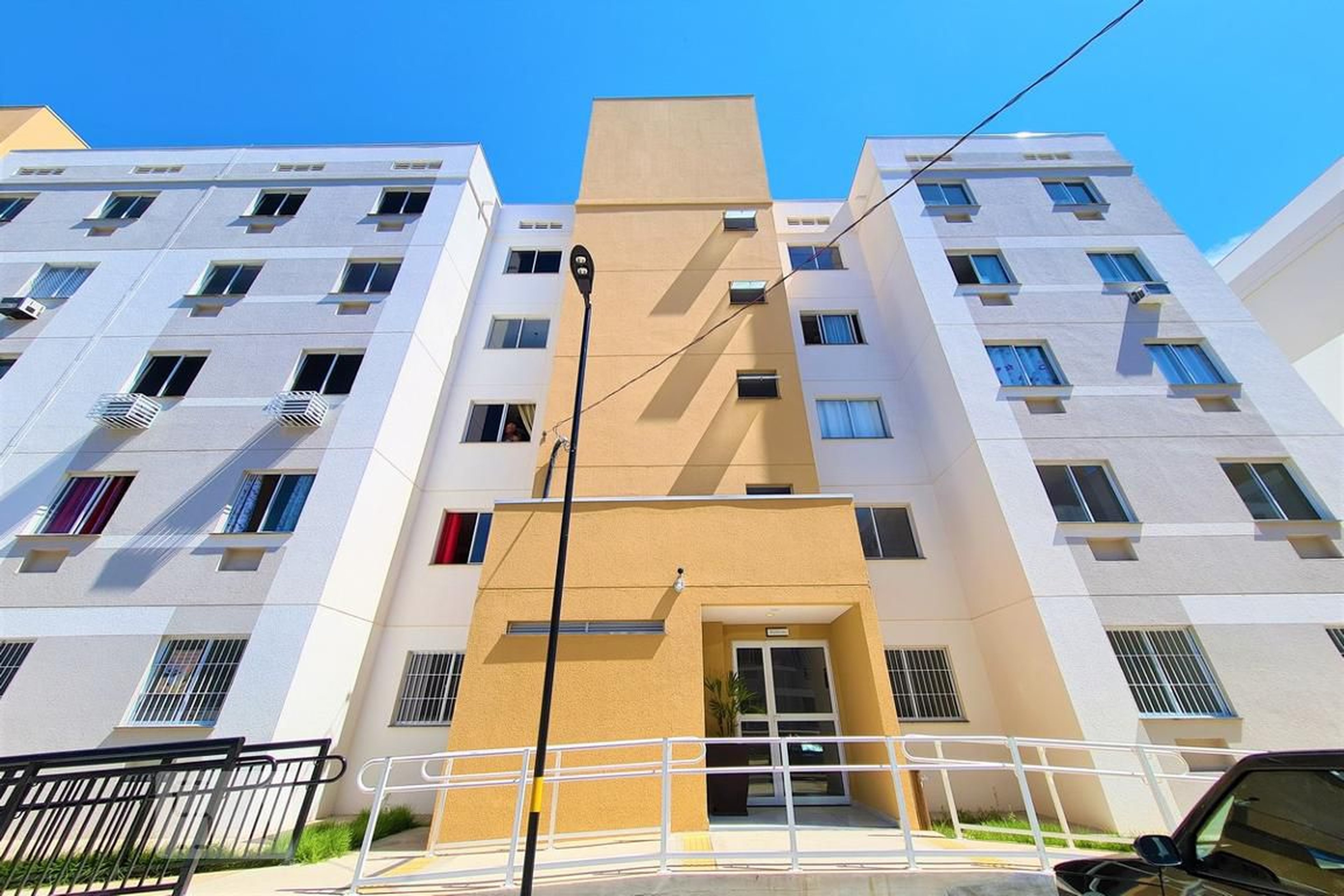 Fachada Condomínio em Rua Dois de Maio, 413