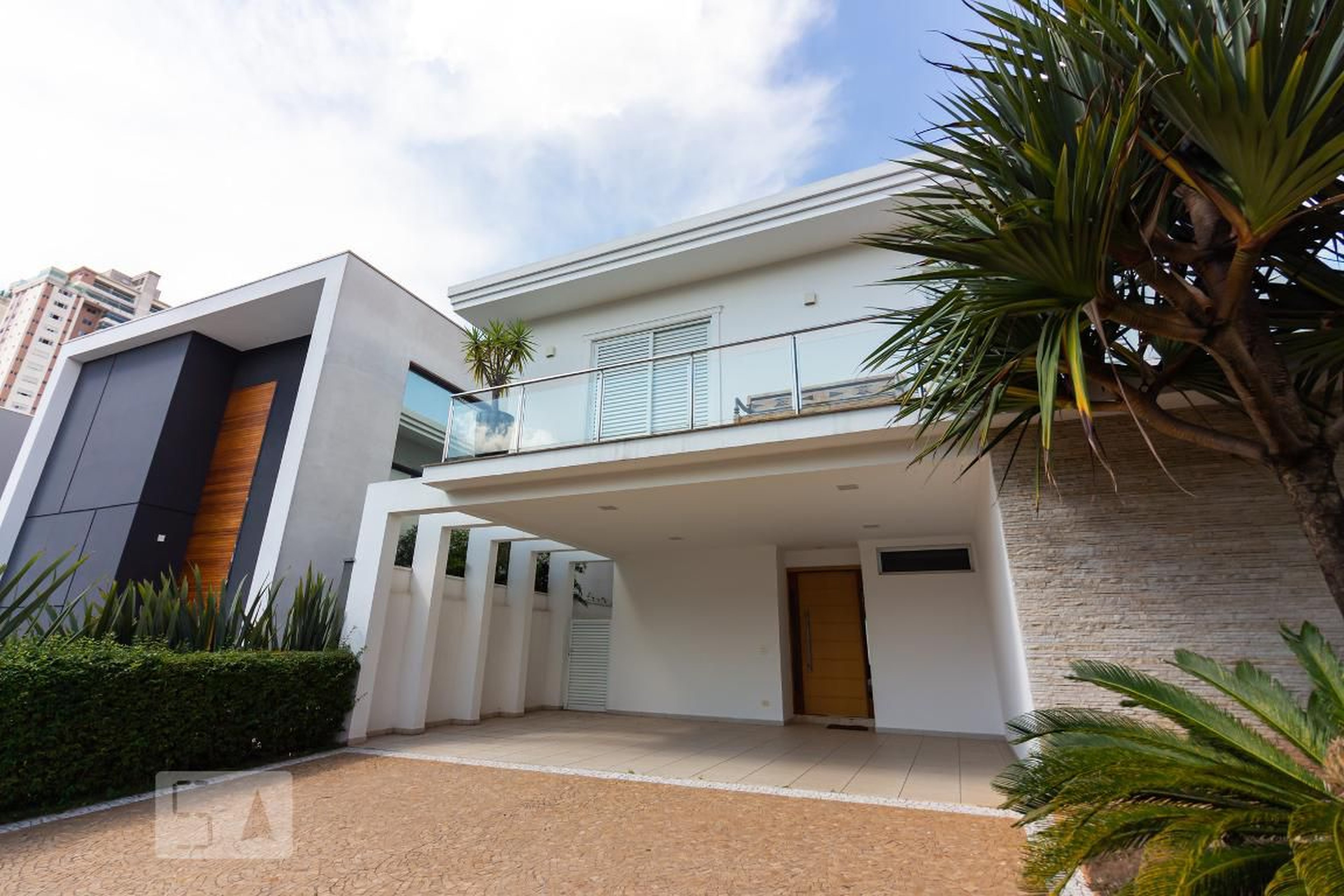 Fachada Condomínio em Alameda Sapucaia, 111