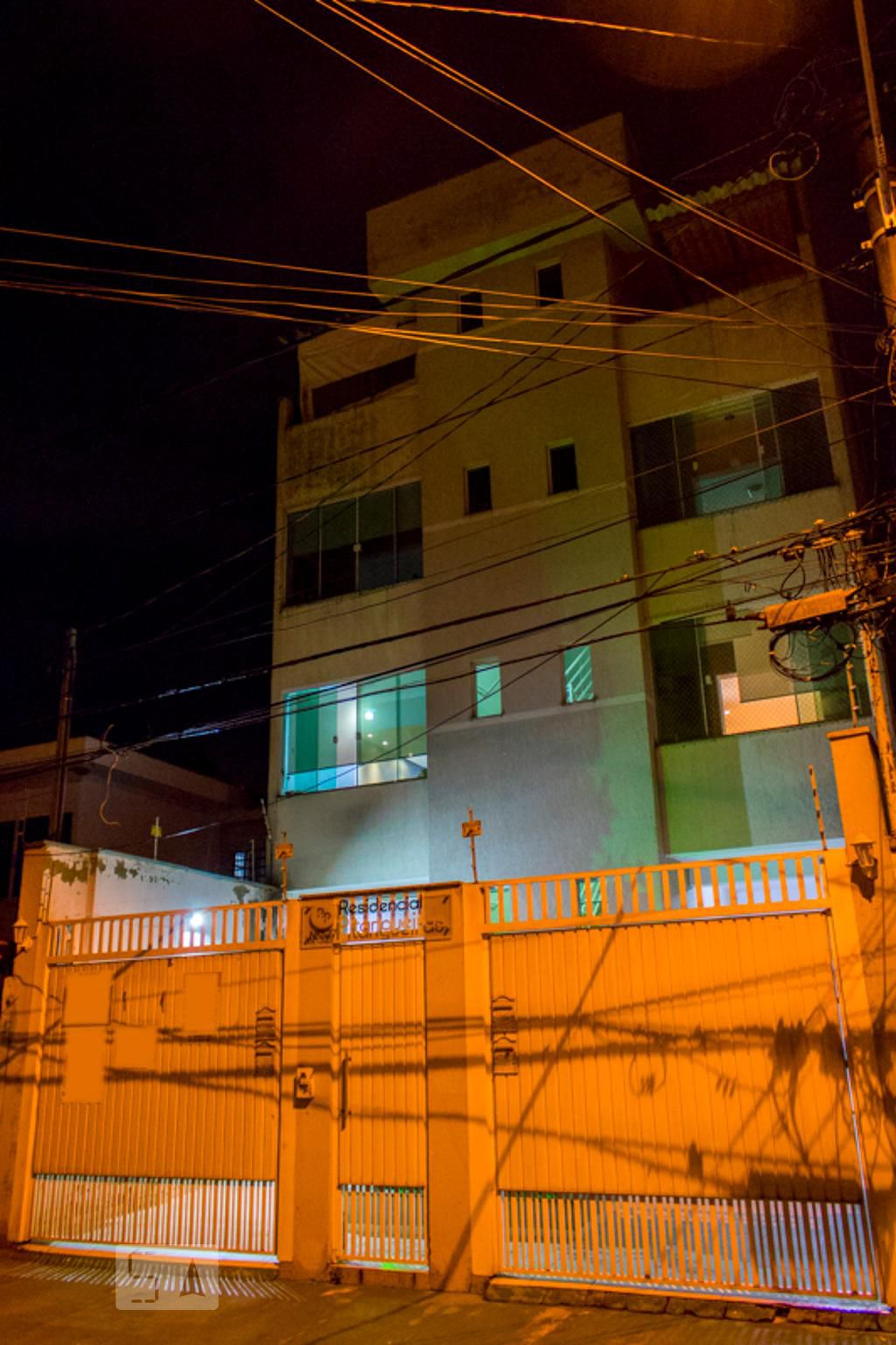 Fachada Condomínio em Rua Emílio Ribas, 327