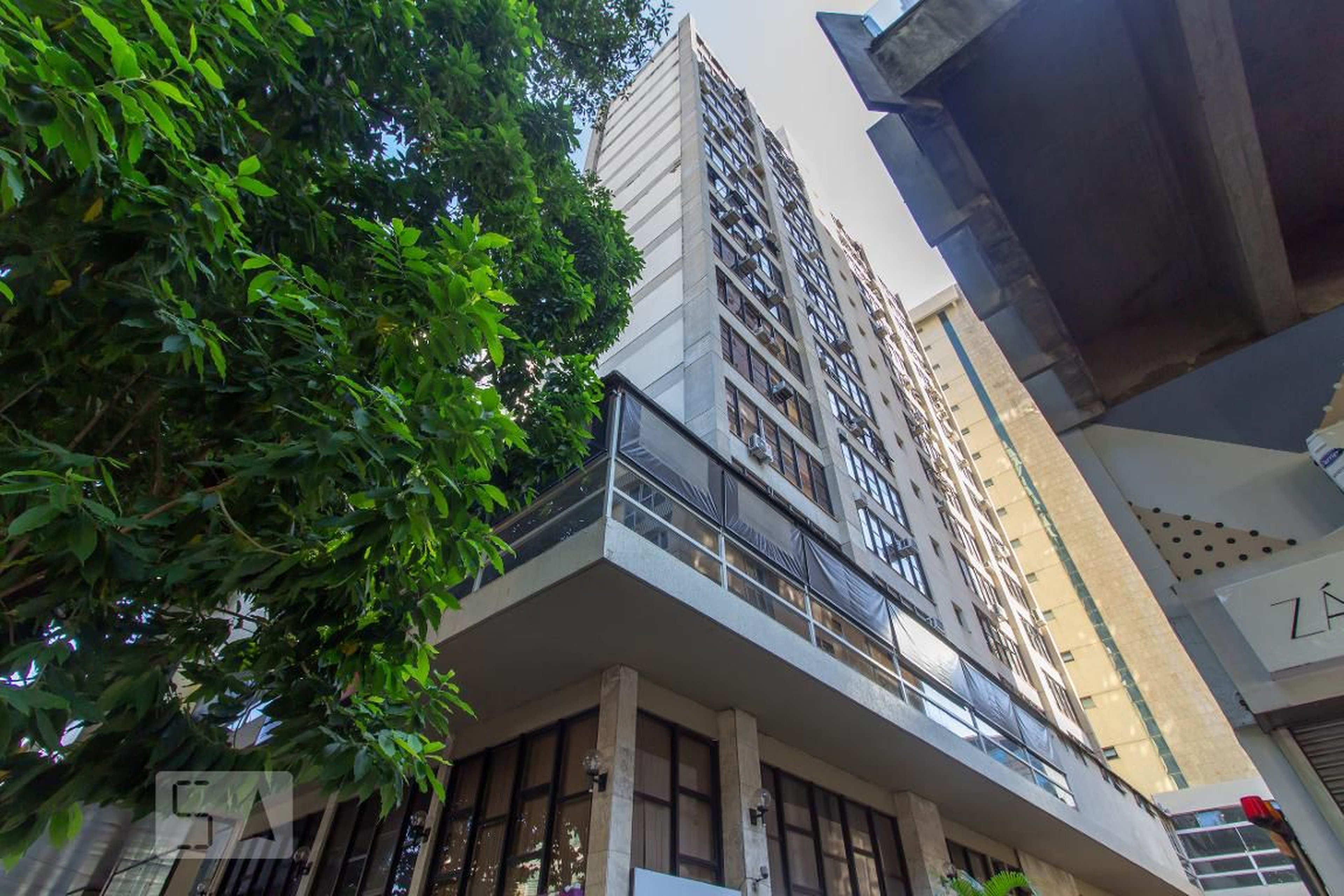 Fachada Condomínio em Rua Tomé de Souza, 860