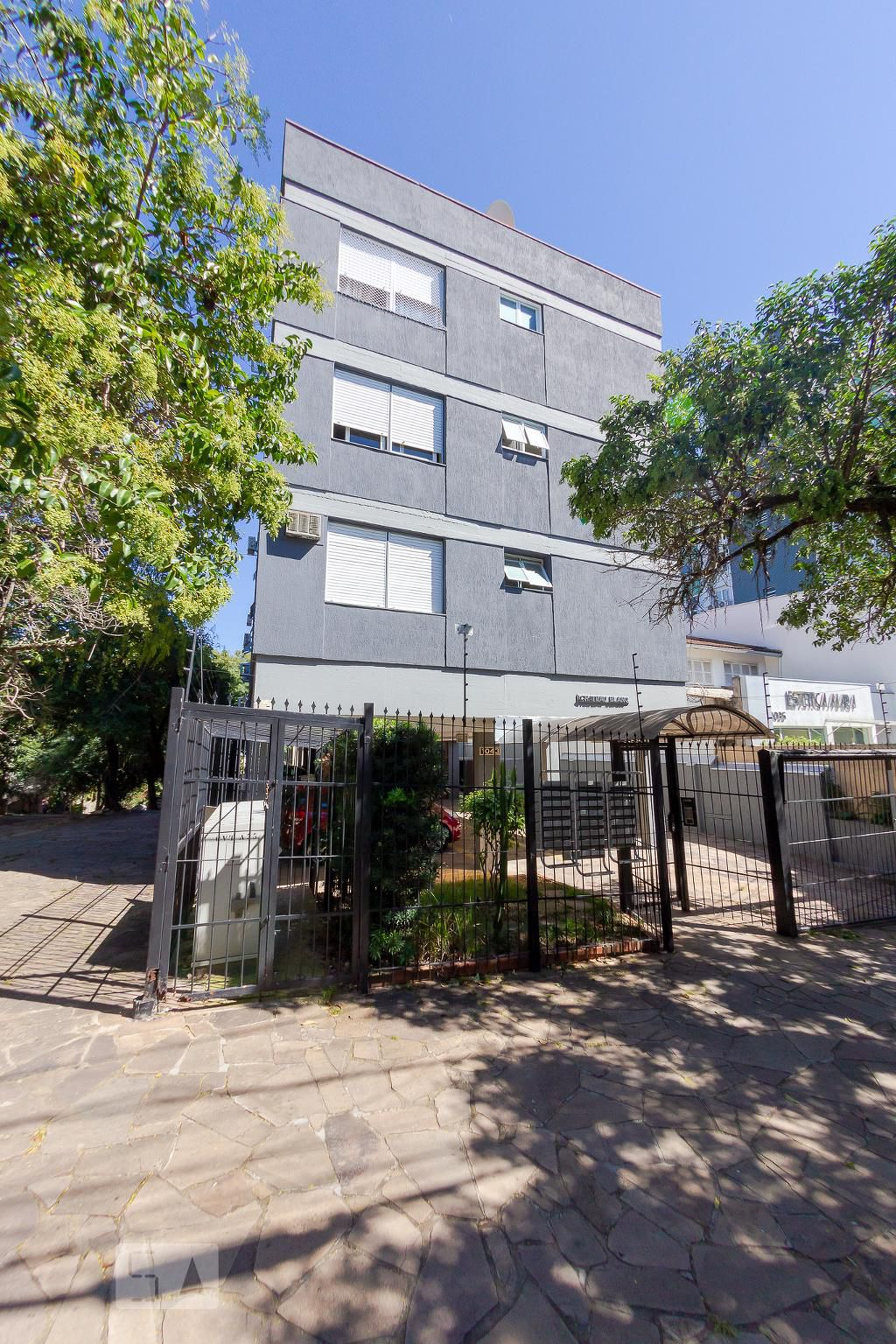 Fachada do Prédio Condomínio Chateau Blanc