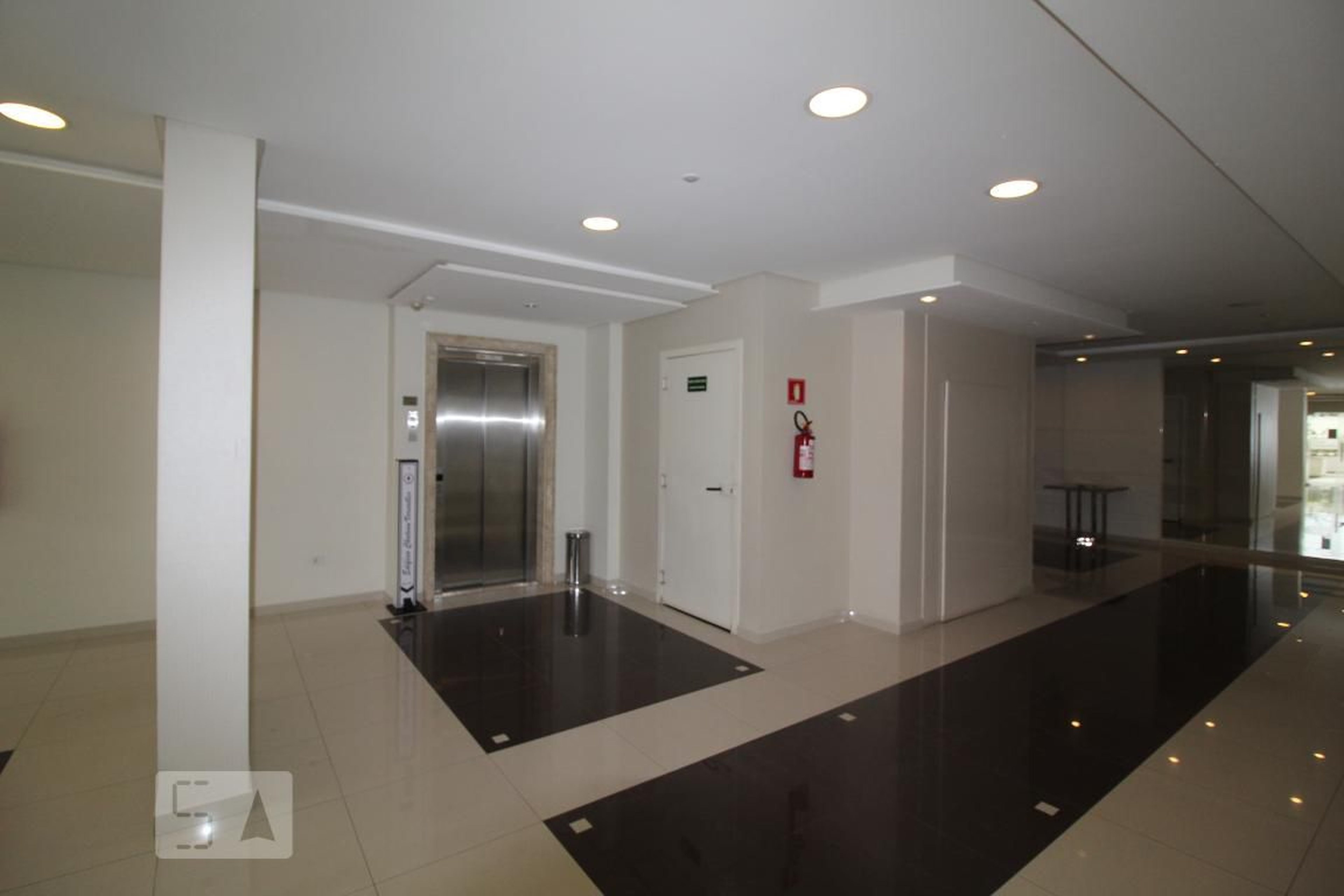 Hall social - Edifício Chateau Versailles