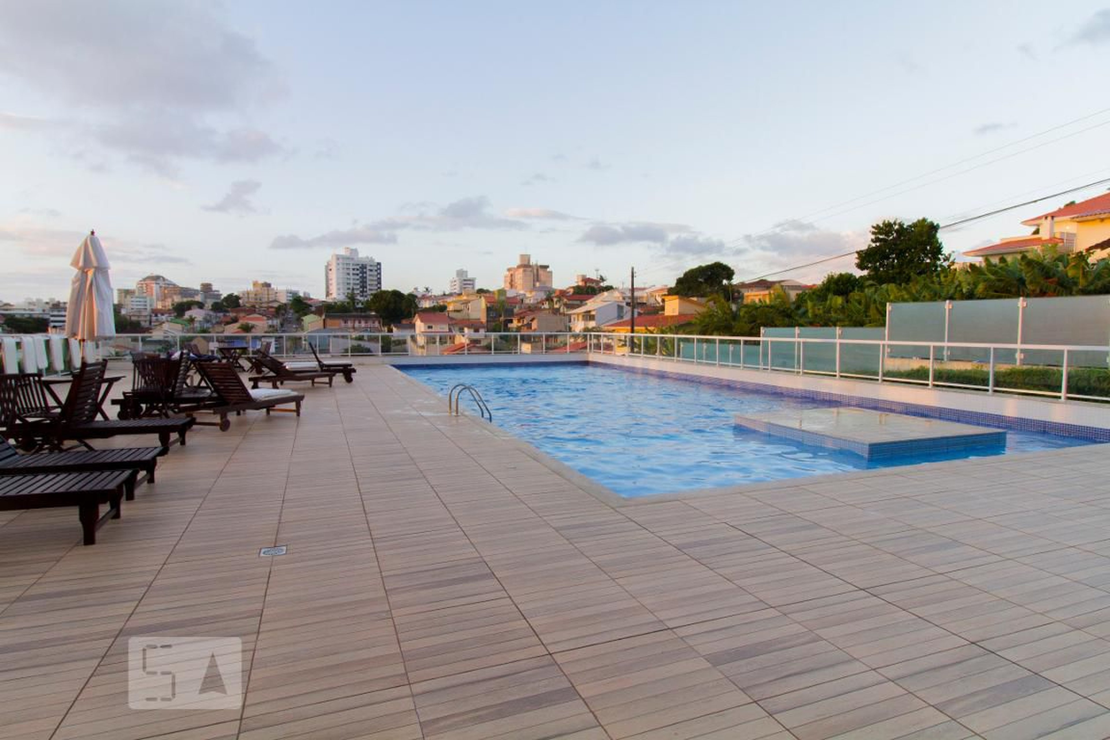 Piscina - Maximus Residence Club