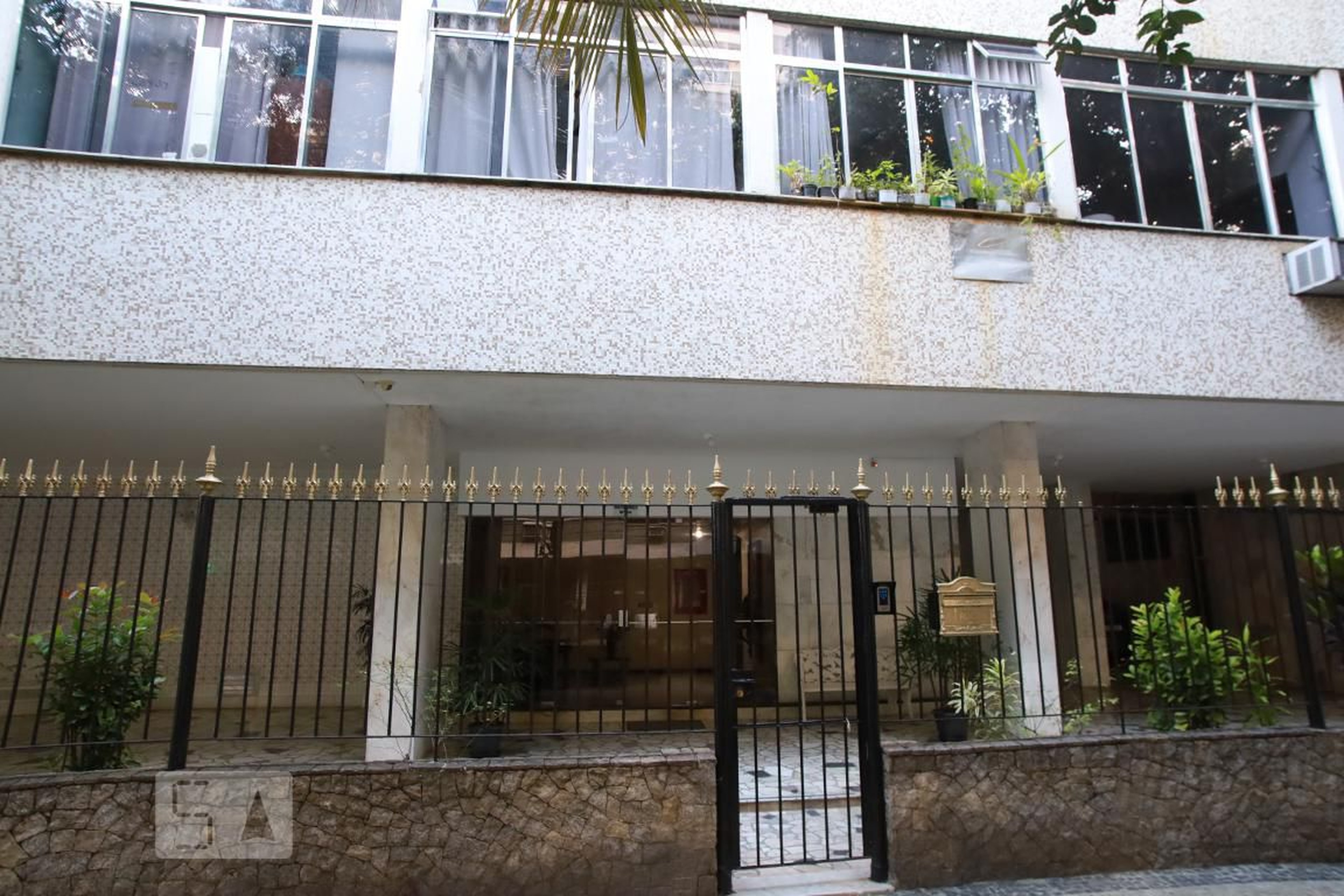 Fachada Condomínio Bandeirantes