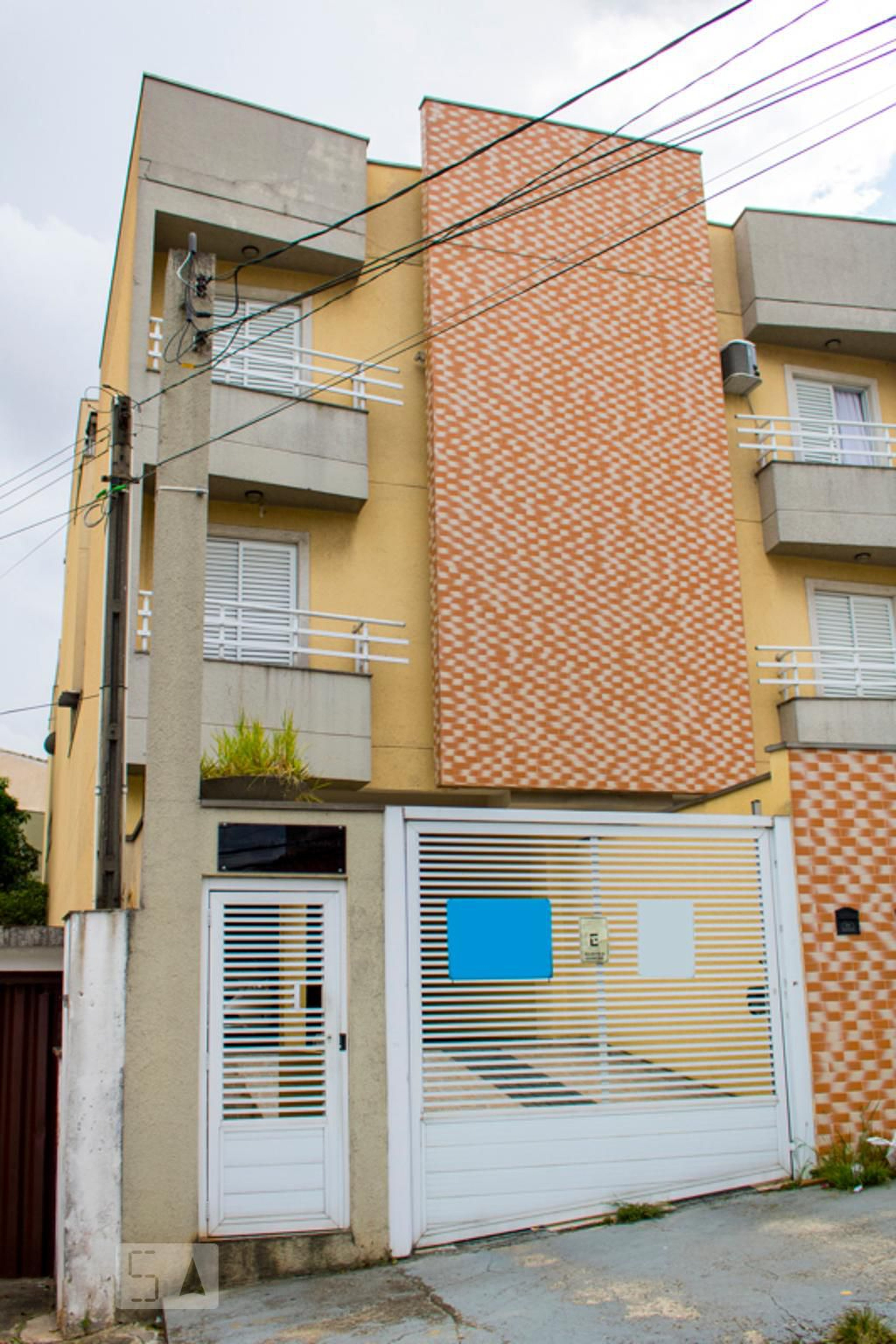 Fachada Condomínio em Avenida Brasil, 119