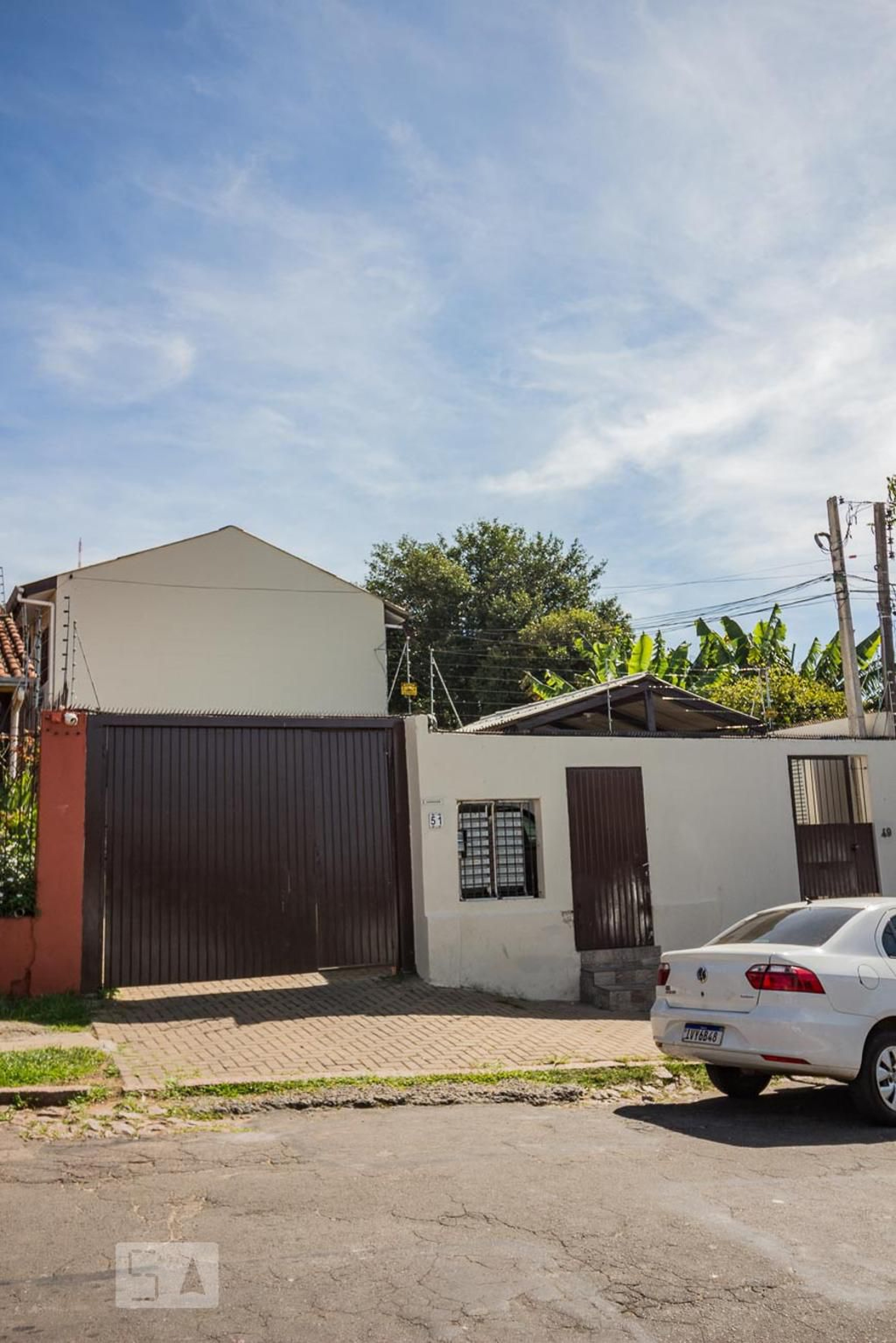 Fachada do Condomínio Condomínio em Rua Dormênio, 51