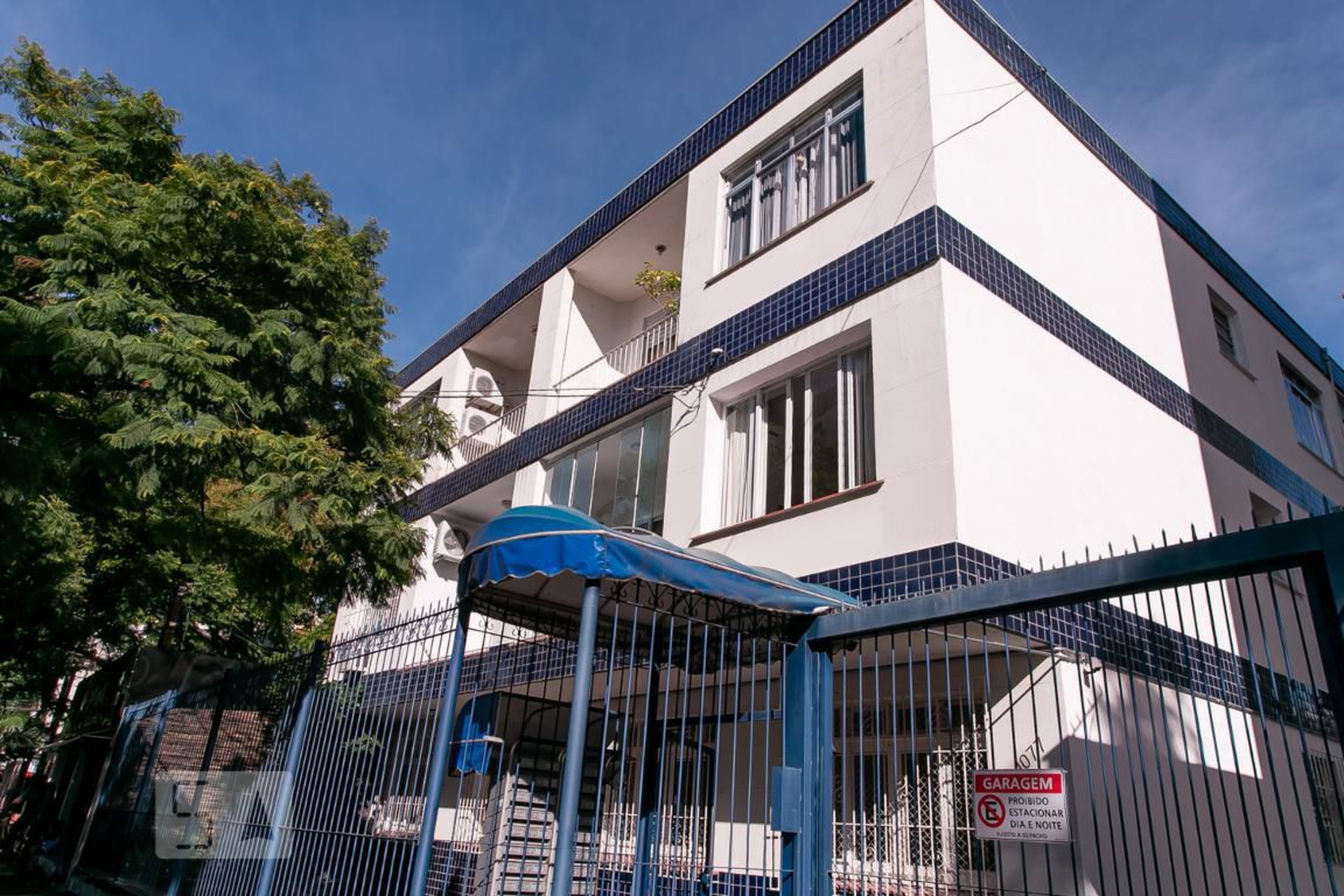 Fachada Condomínio em Rua Barão do Amazonas, 1077