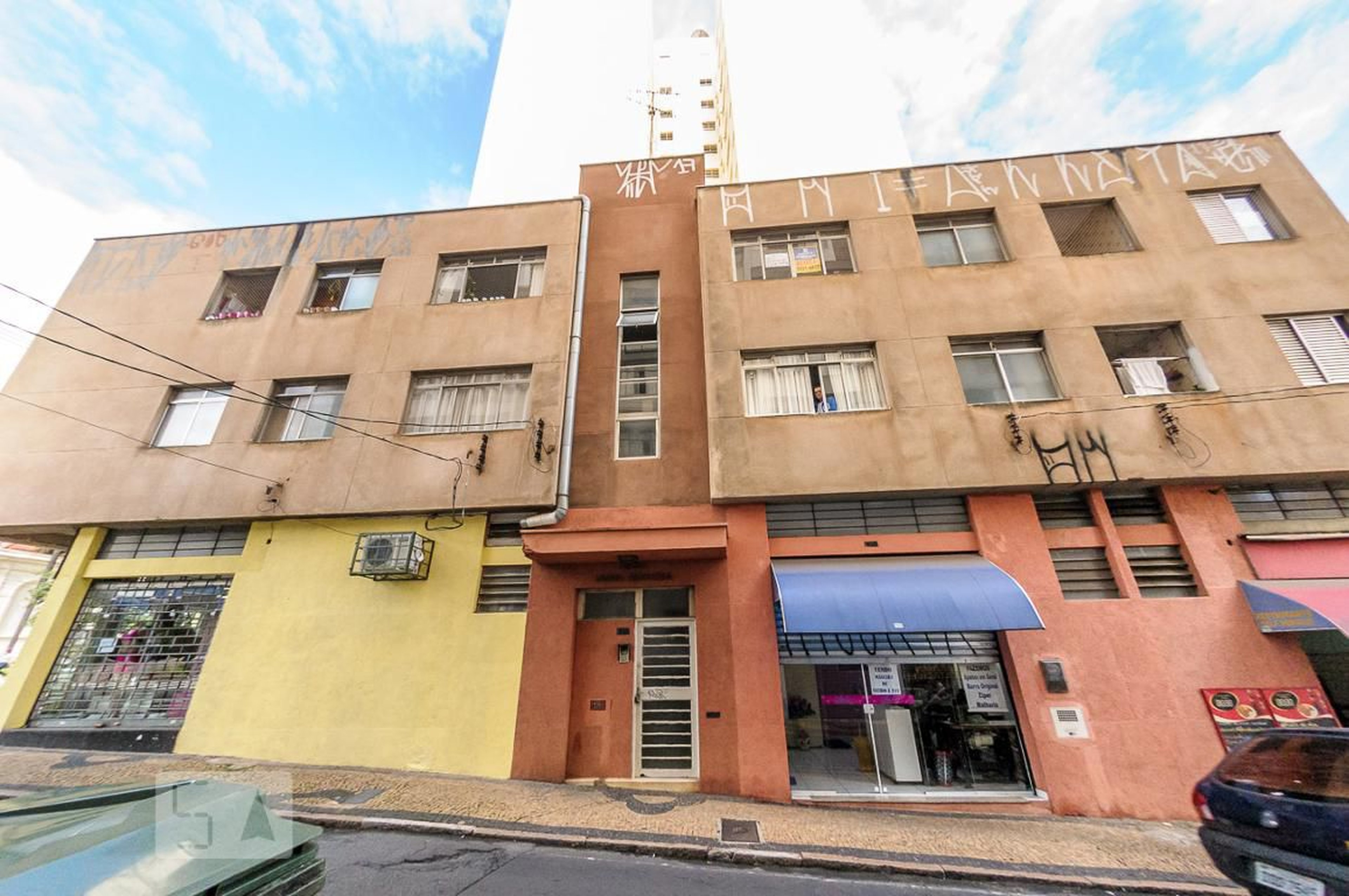 Fachada do Prédio Condomínio em Rua Boaventura do Amaral, 915