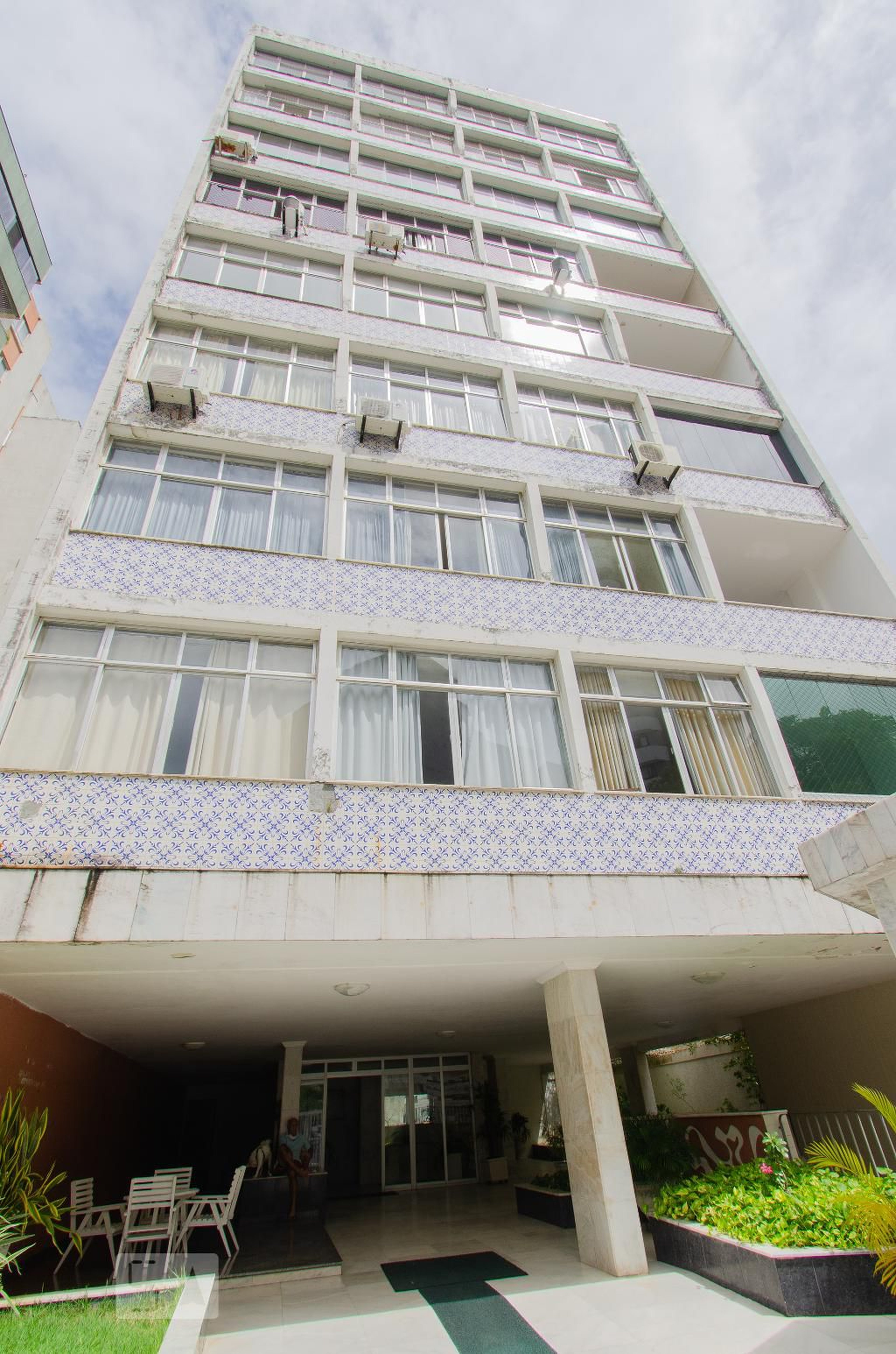 Fachada do Condomínio Condomínio Min Senhor Ayres