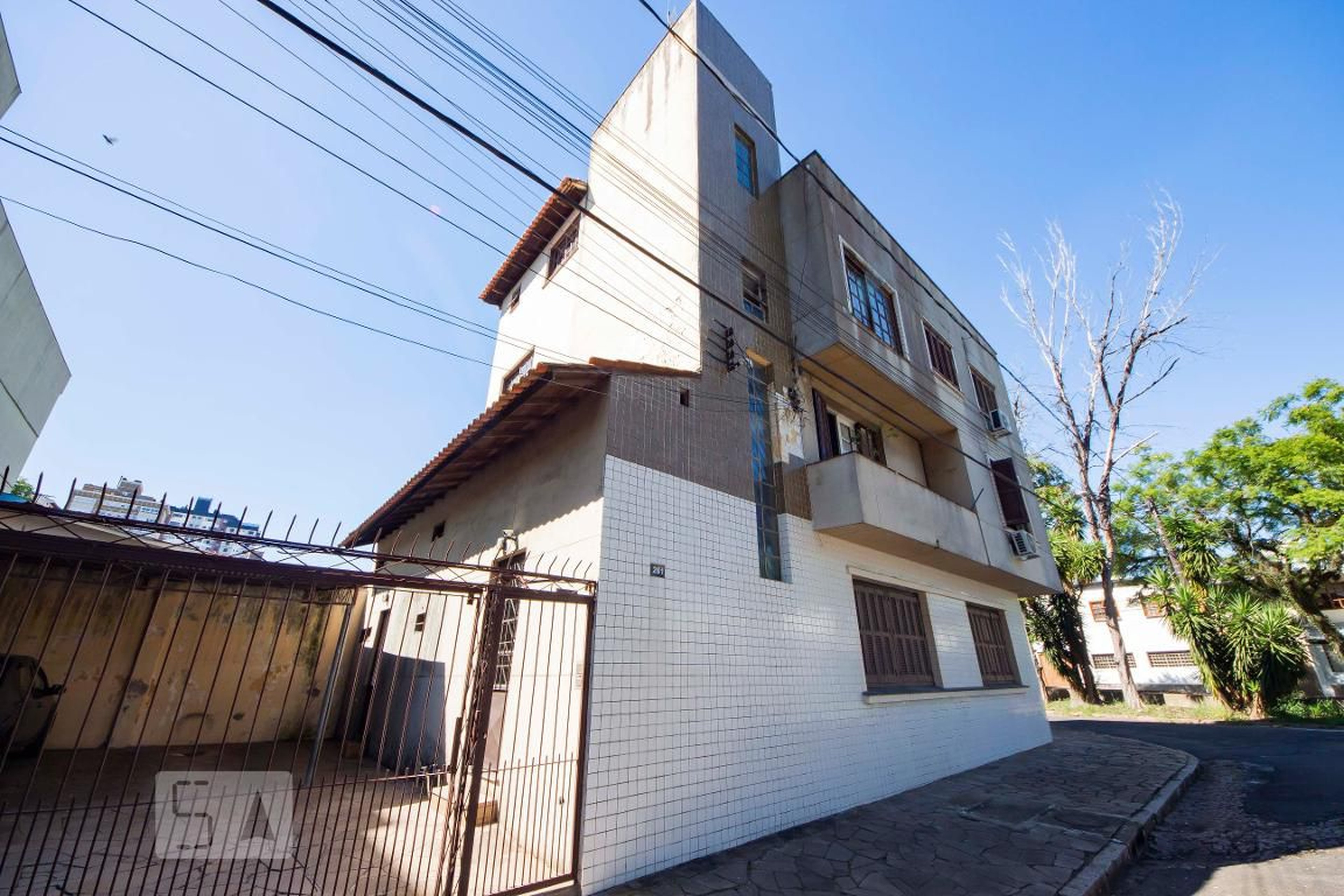 Fachada Condomínio em Avenida Carneiro da Fontoura, 261