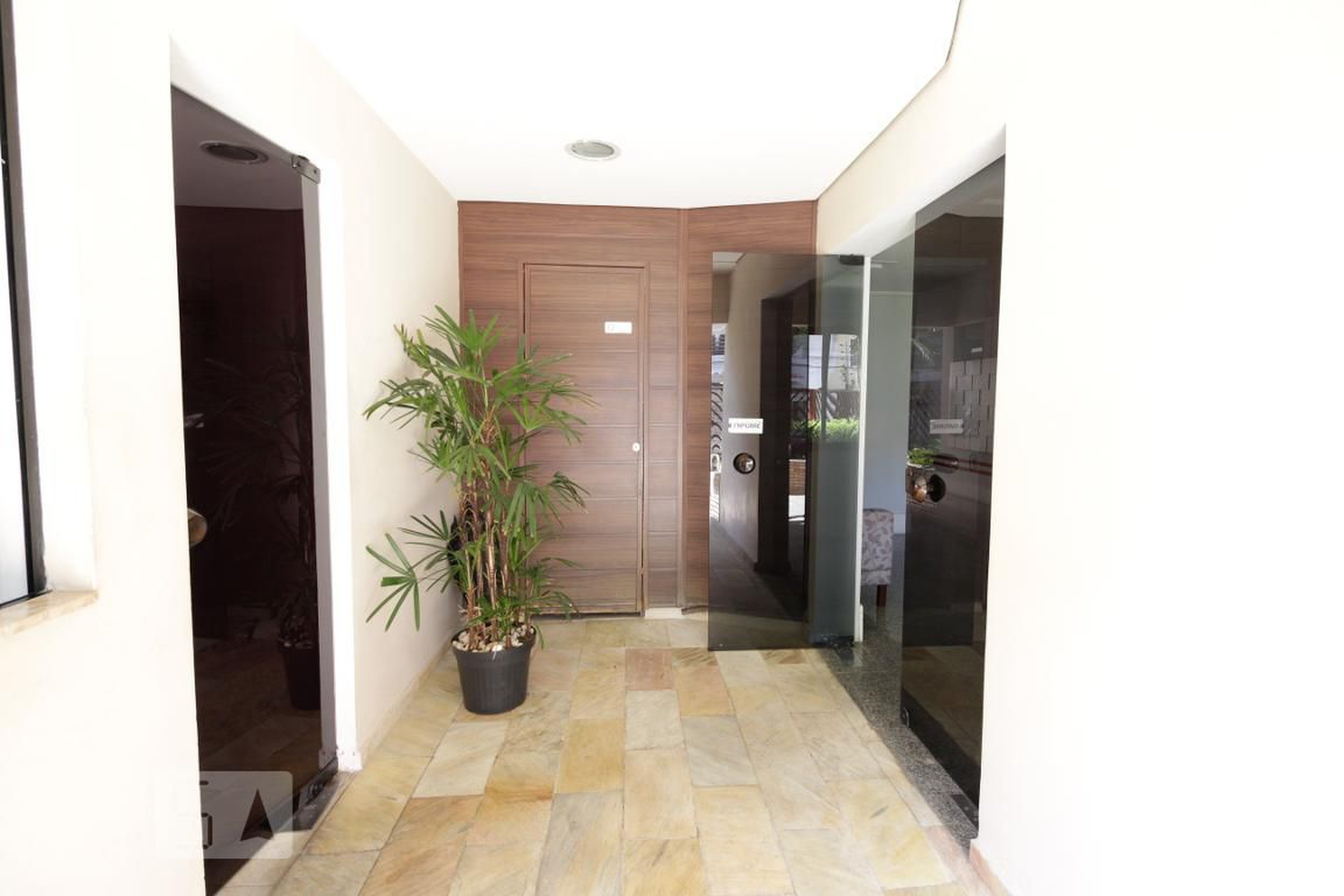 Hall - Edificio Divon