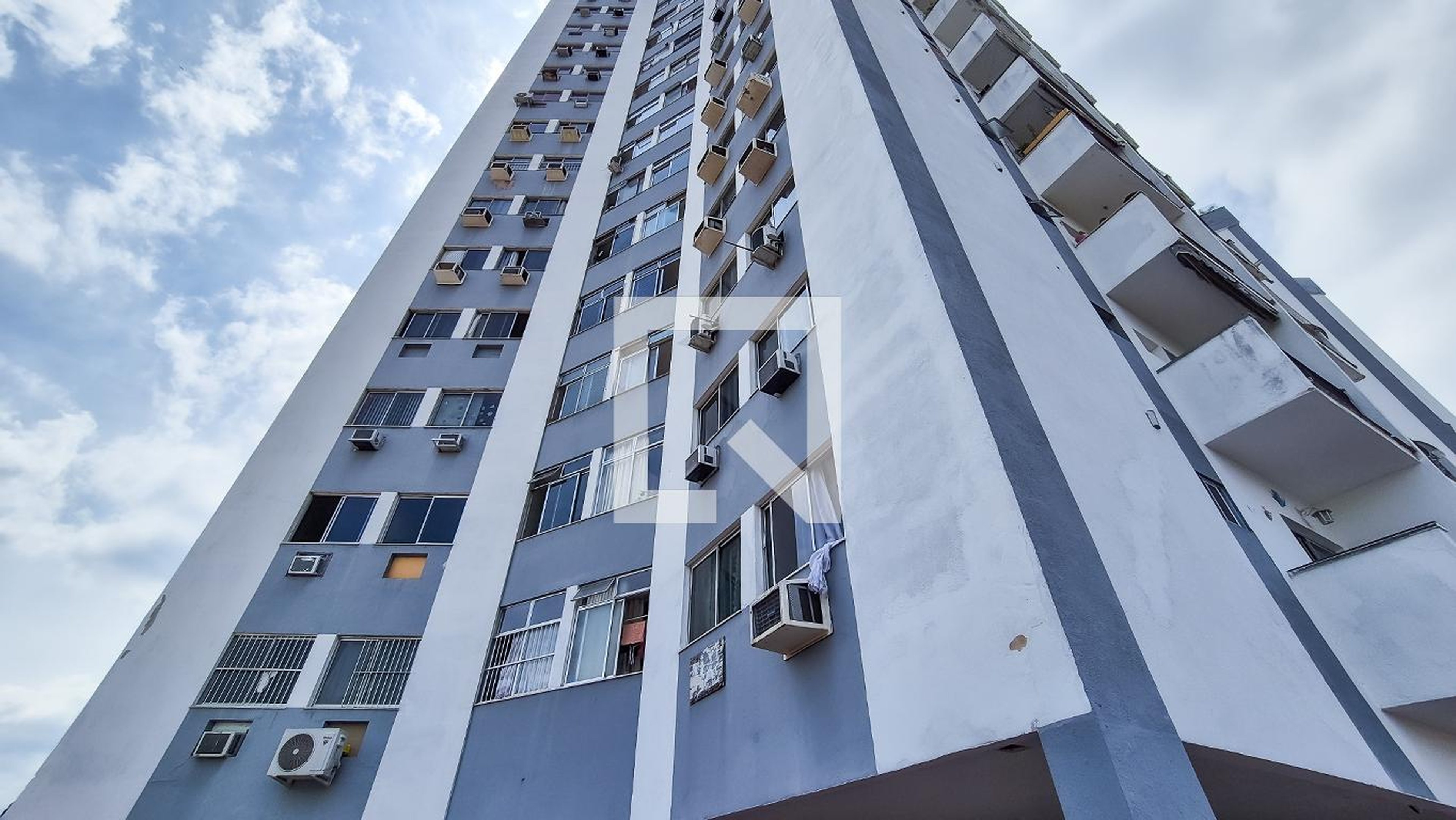 Fachada Condomínio ado Vila da Penha