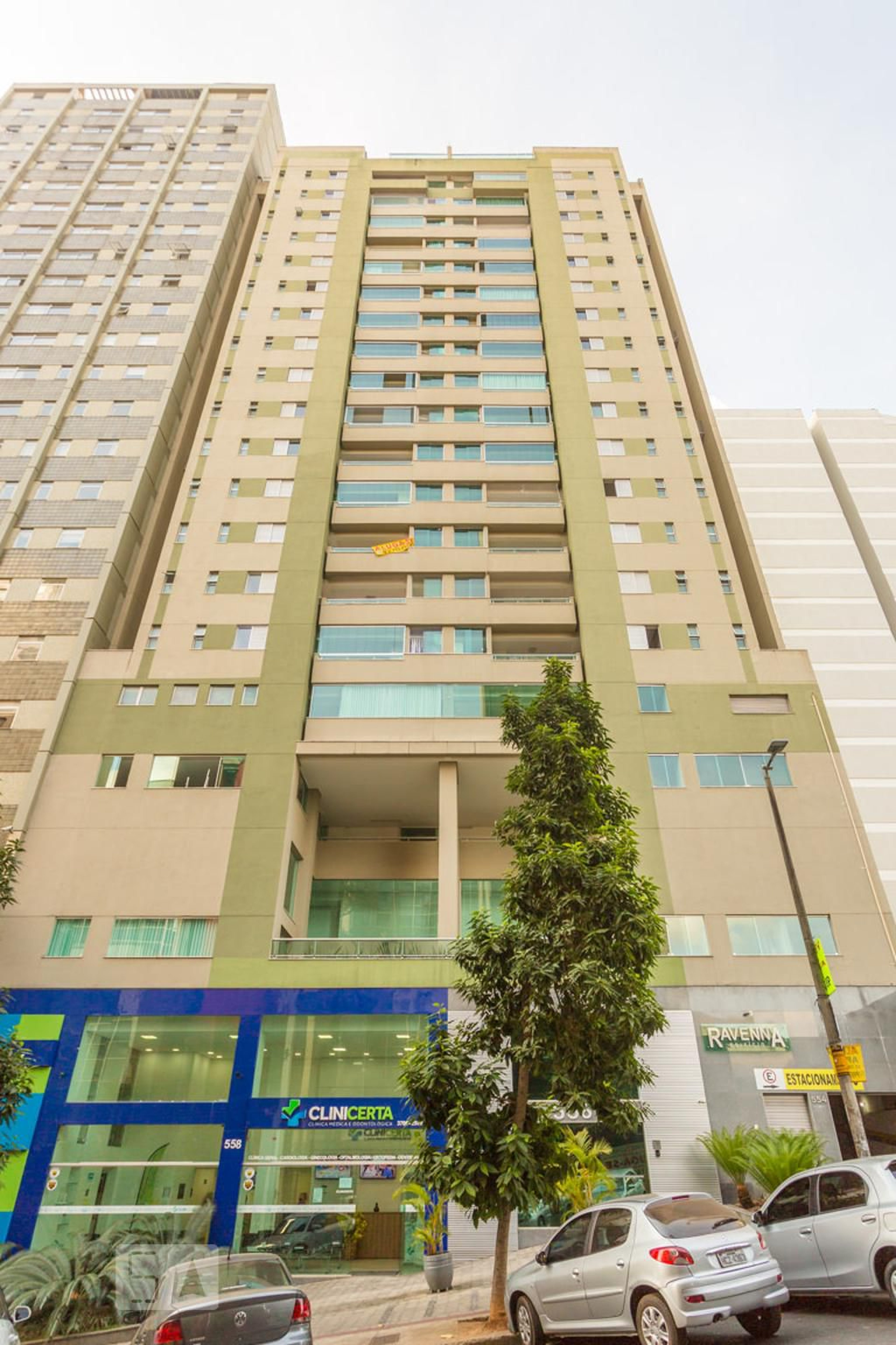 Fachada Condomínio em Rua dos Guajajaras, 554