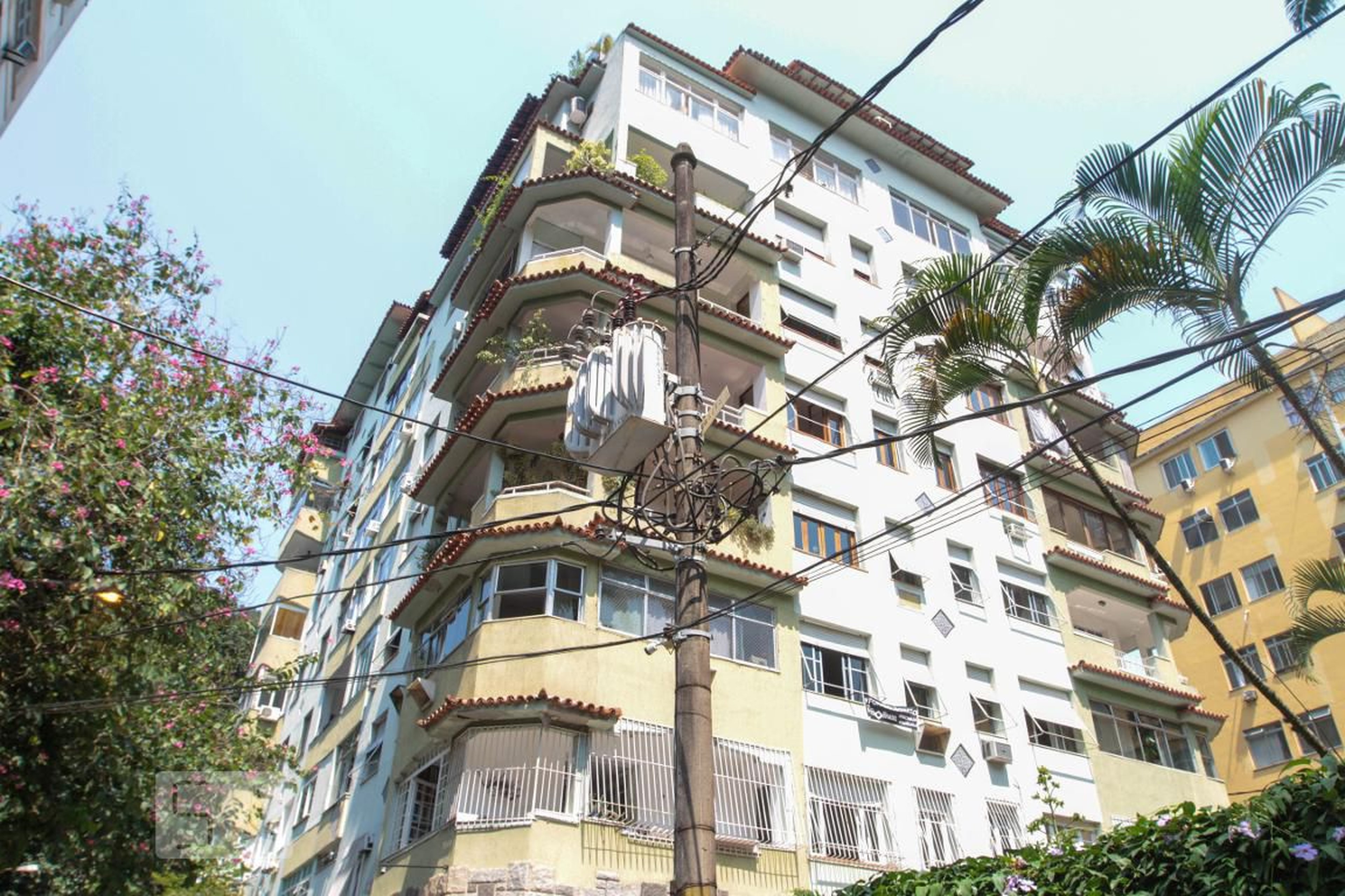 Fachada do Prédio Condomínio em Rua Marquês de São Vicente, 429